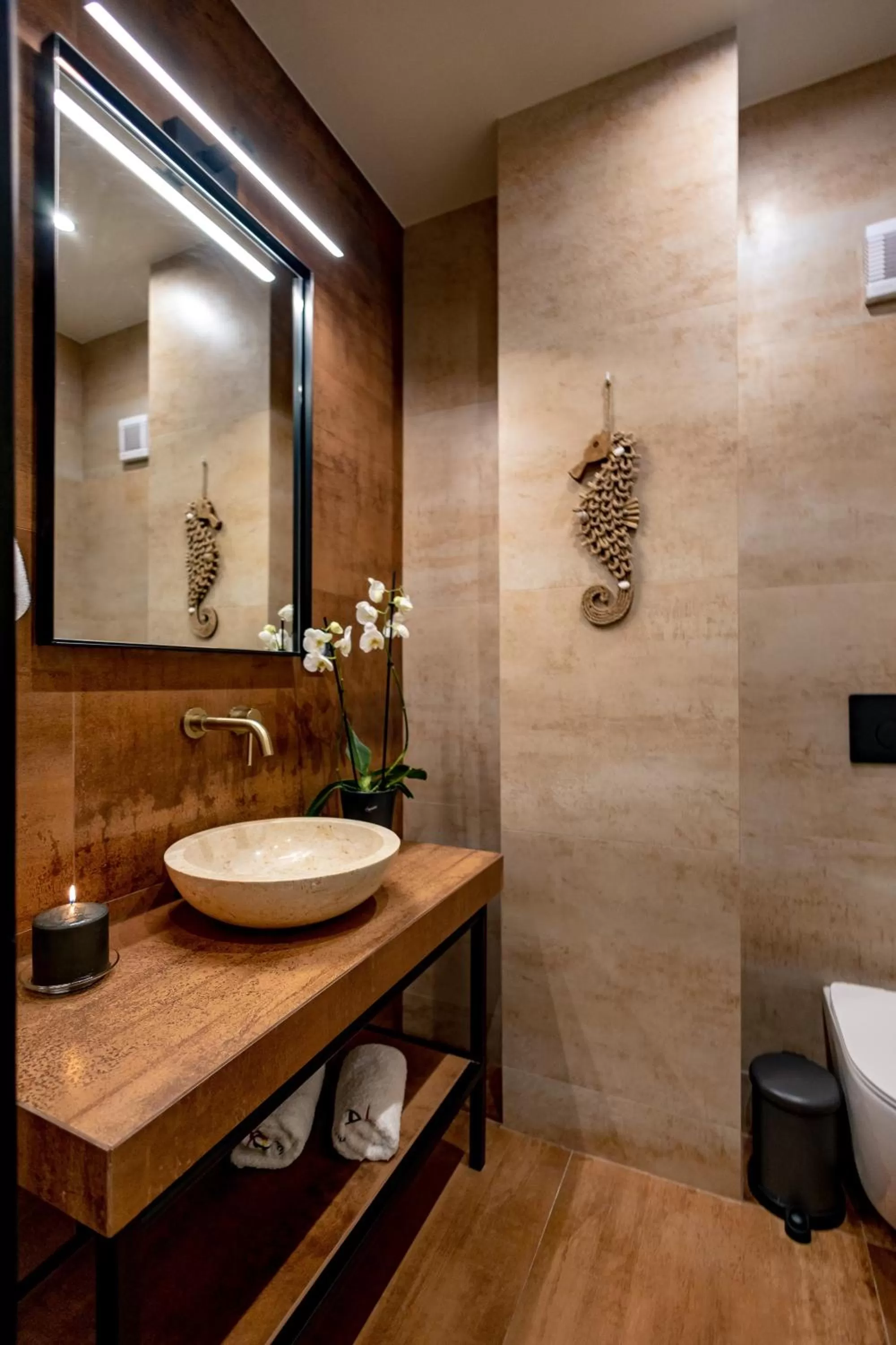 Shower, Bathroom in Triple A - Apartments Accommodation in Prime Location (Between Monastiraki & Syntagma Square)