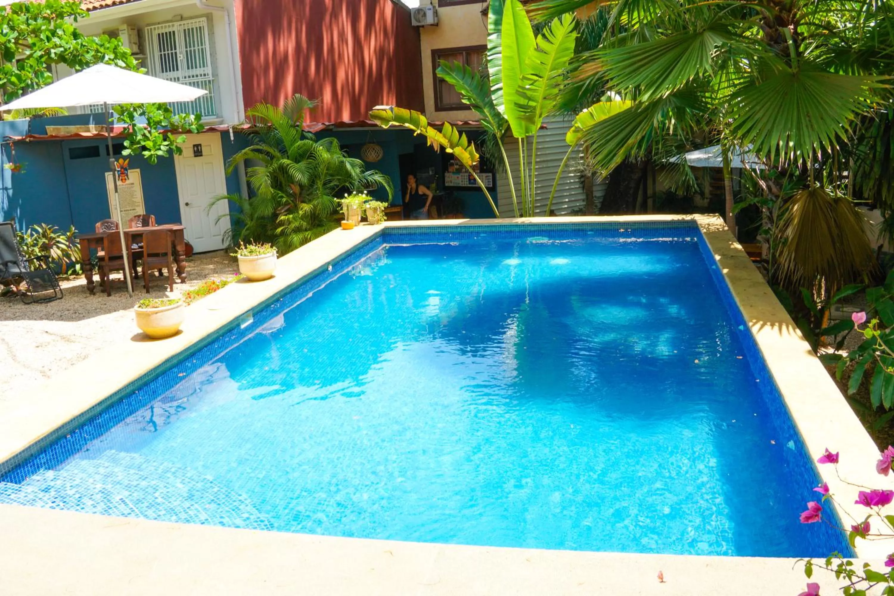 Swimming pool in Hotel Boruca Tamarindo