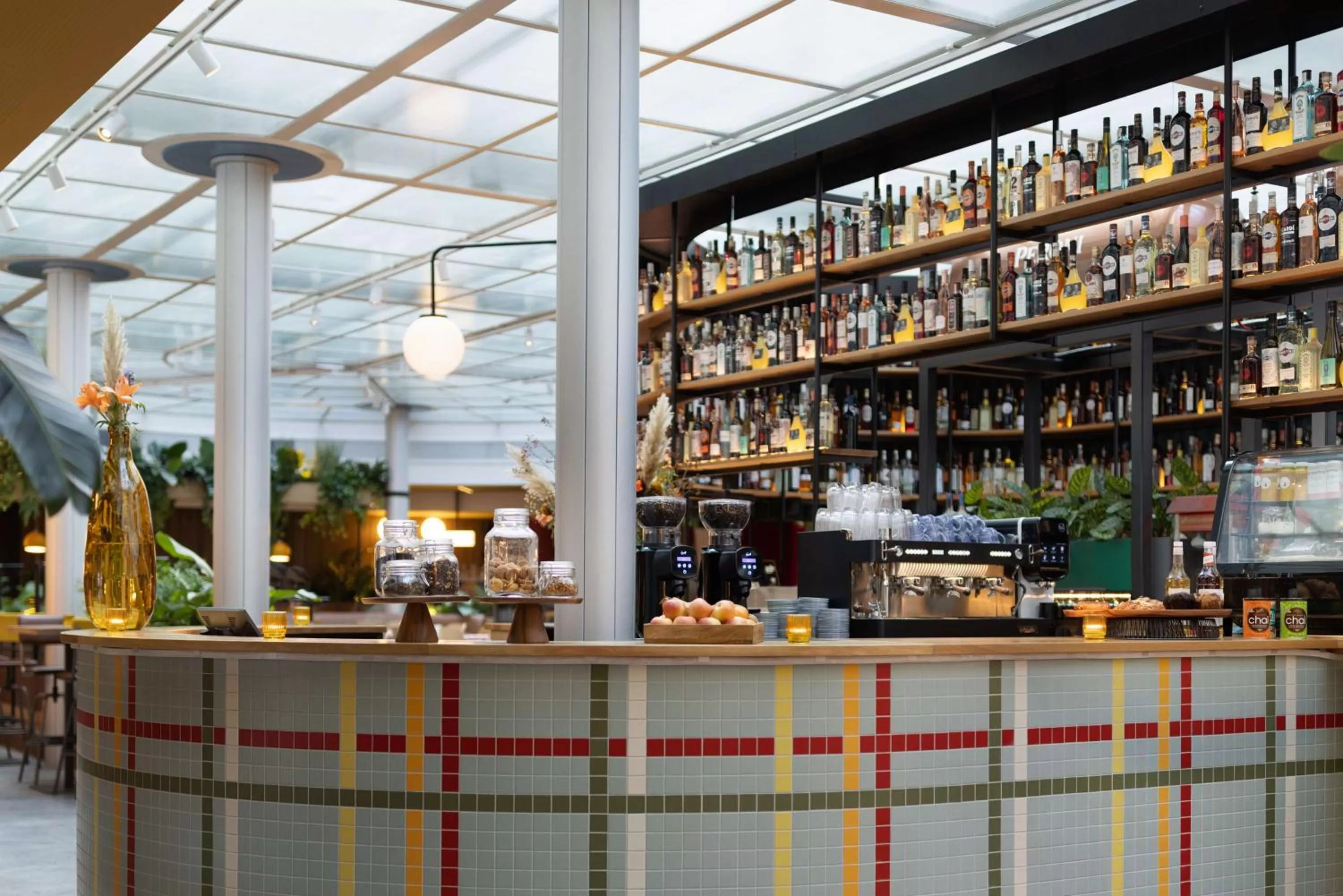 Restaurant/places to eat in Motto By Hilton Rotterdam Blaak