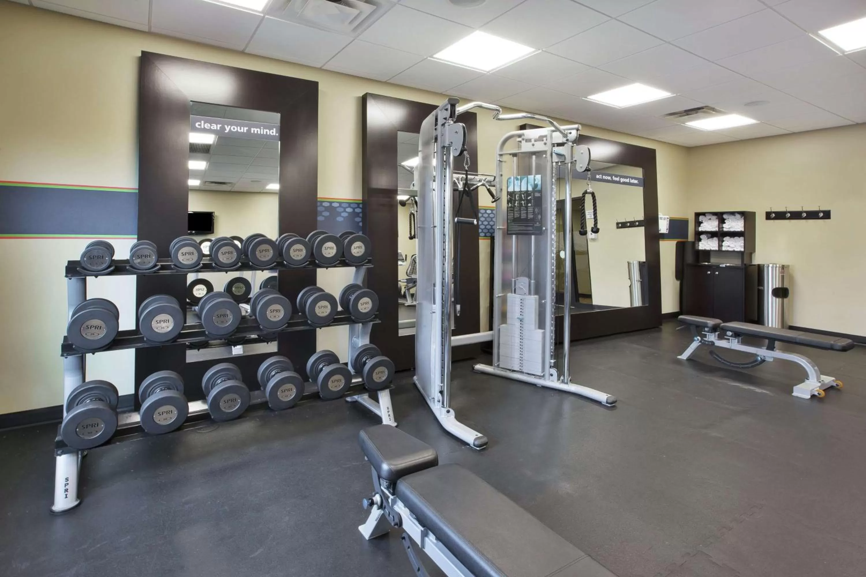 Fitness centre/facilities in Hampton Inn Brockport