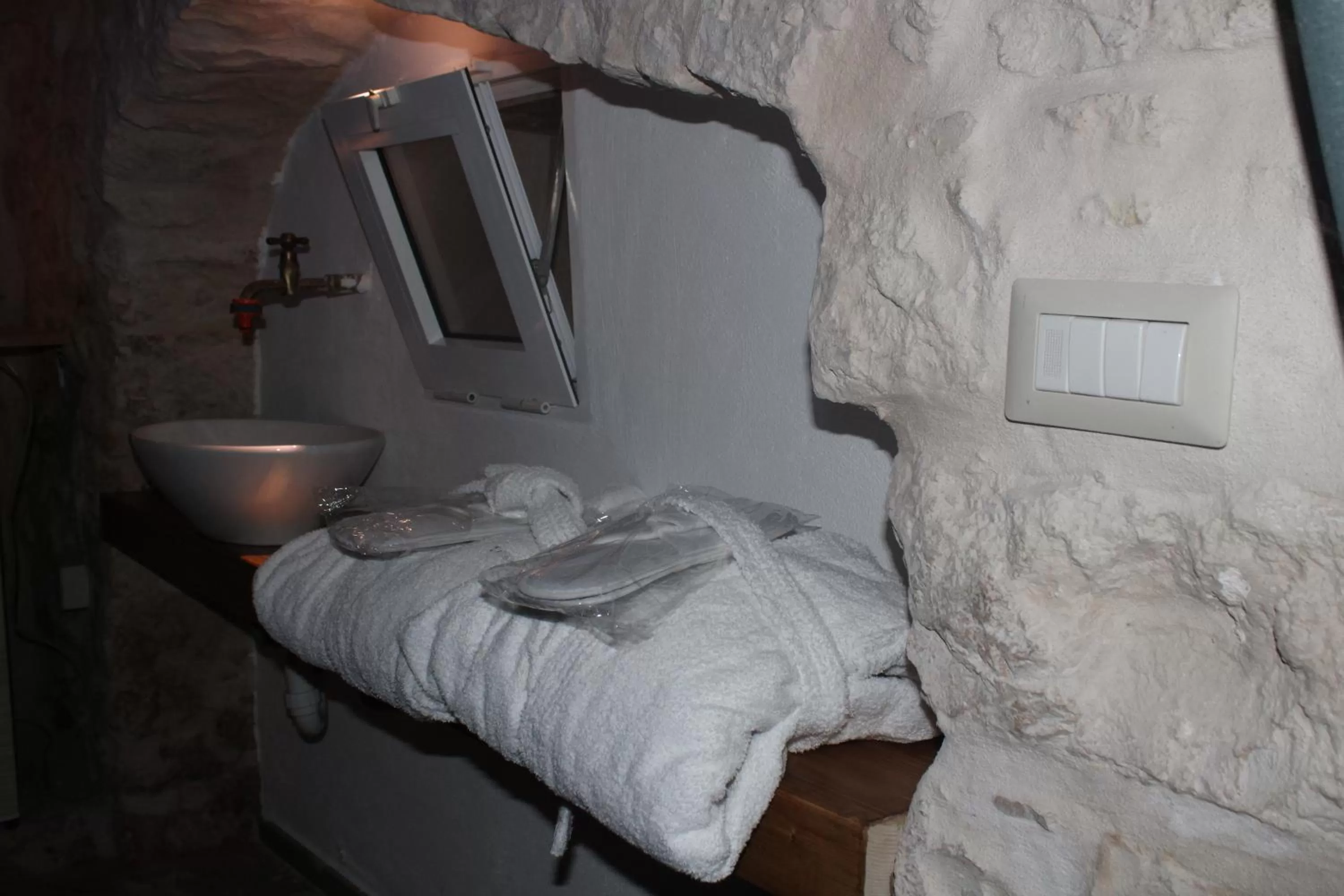 Bed in Albergo Diffuso Dimora Rossi B&B
