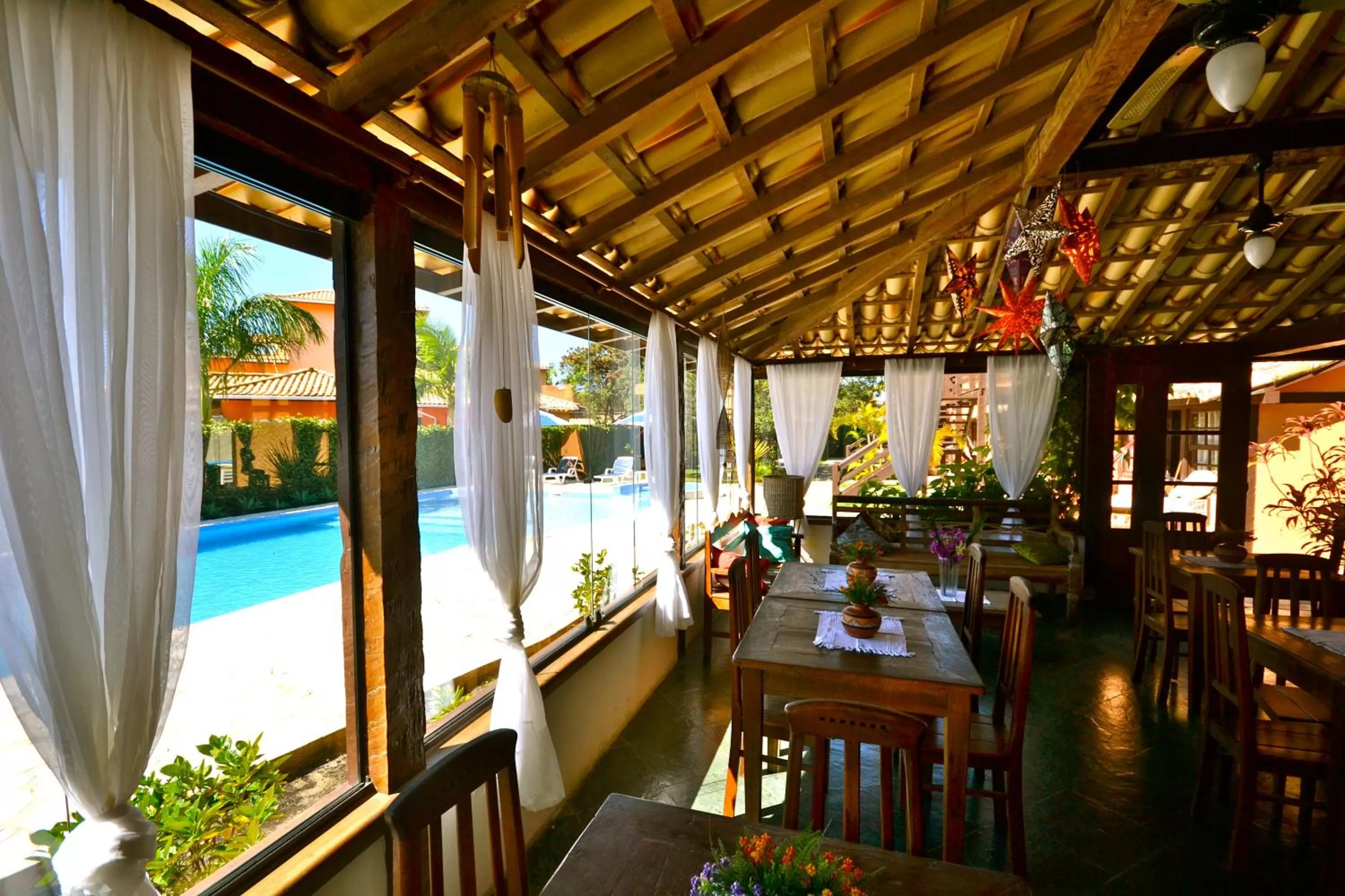 Restaurant/places to eat in Pousada Da Ferradura