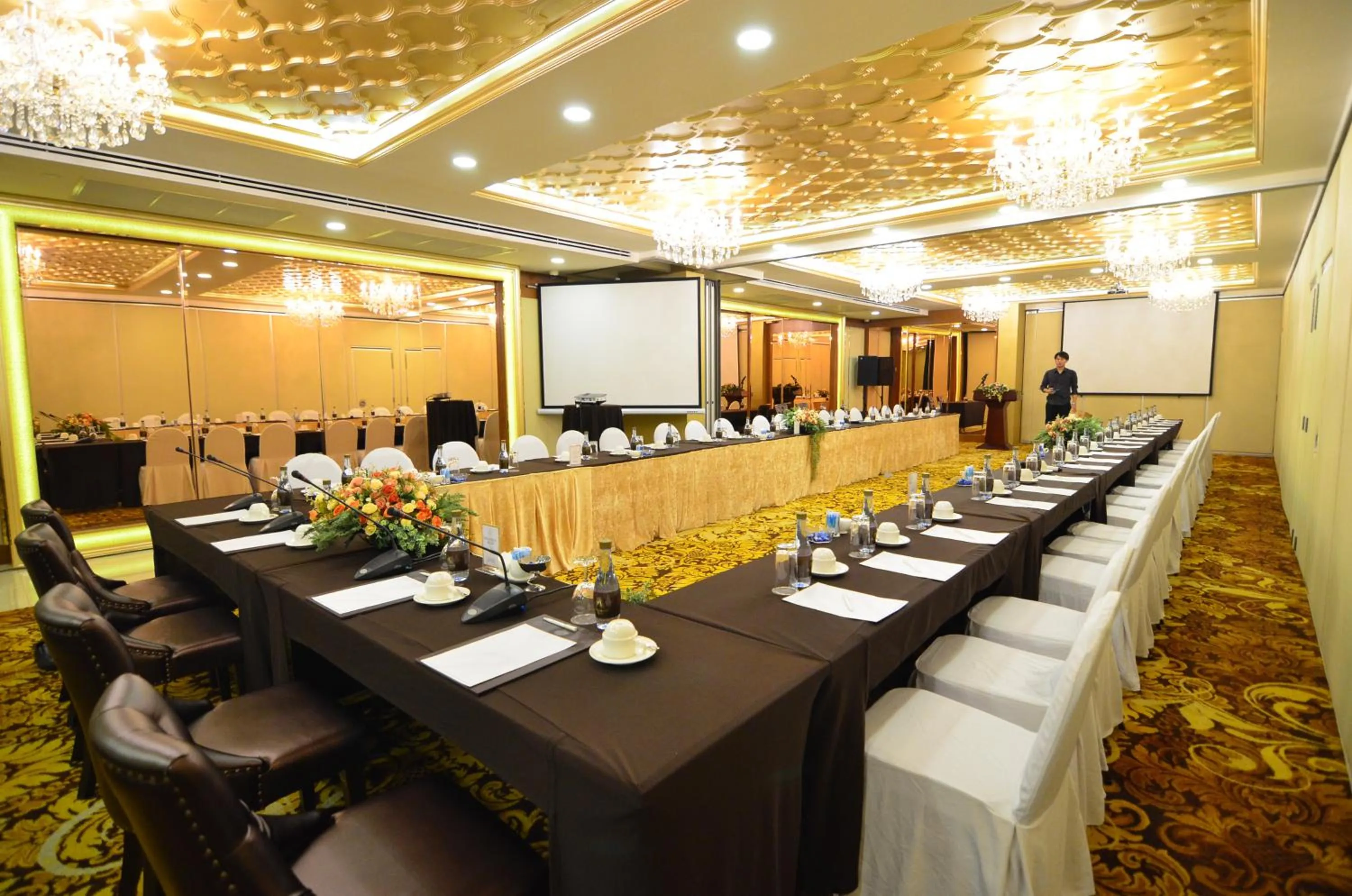 Meeting/conference room in Amaranta Hotel