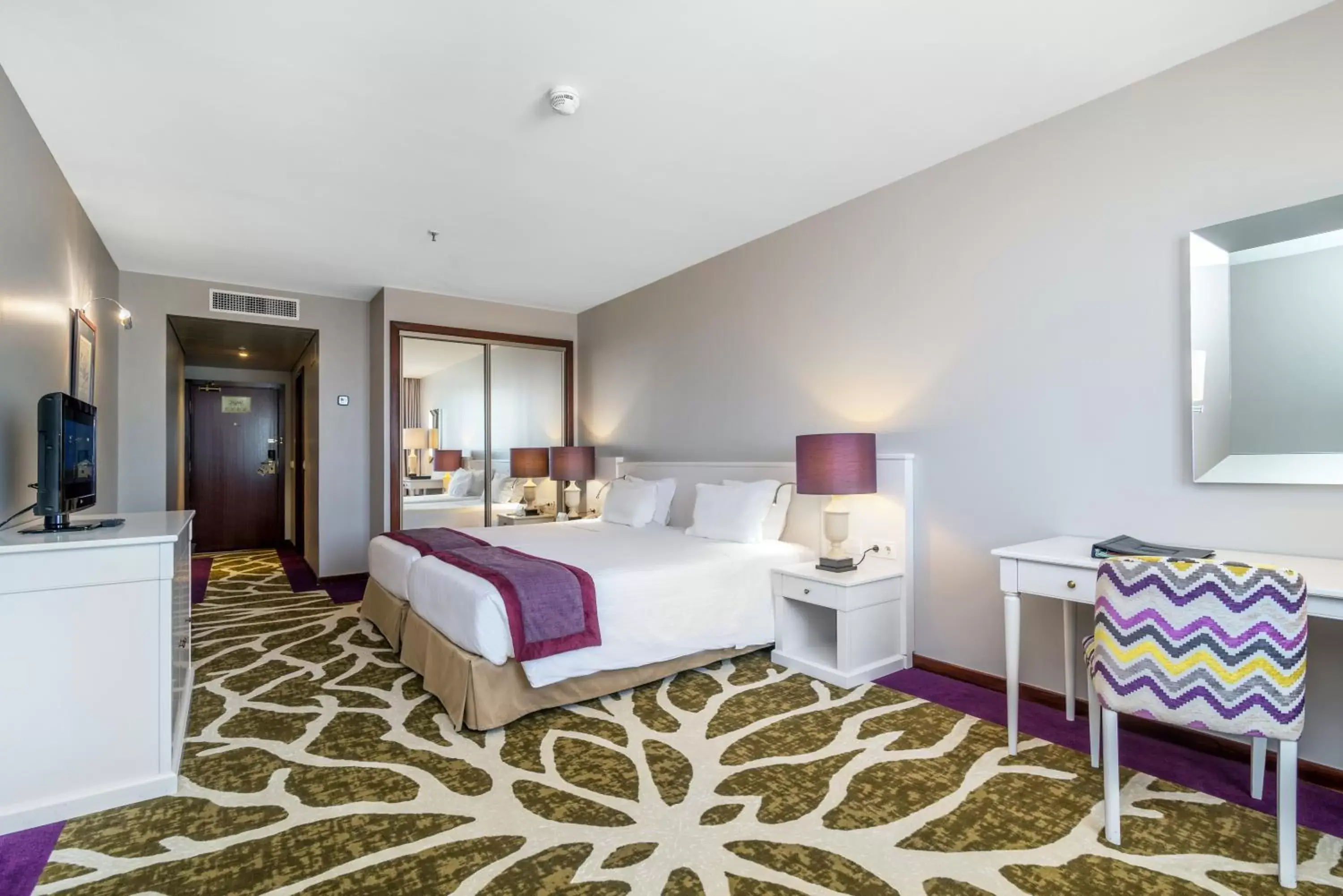 Standard Twin Room in Holiday Inn Porto Gaia by IHG Standard Twin Room in Holiday Inn Porto Gaia by IHG
