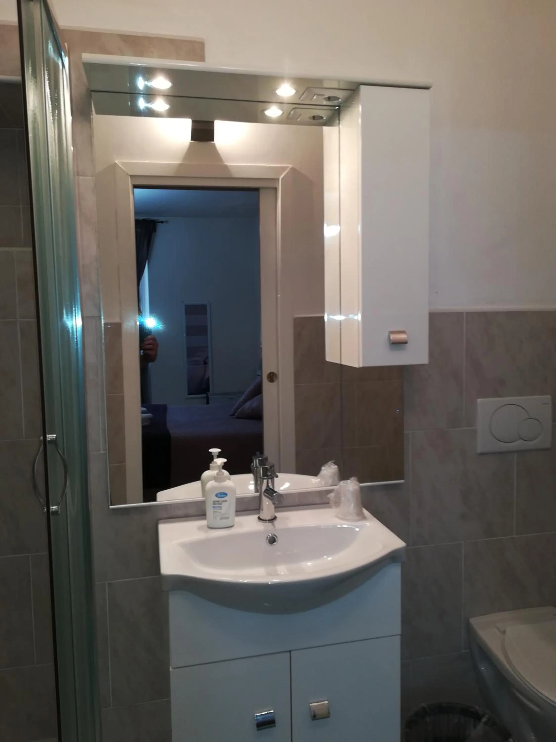 Bathroom in Megaride Guest House