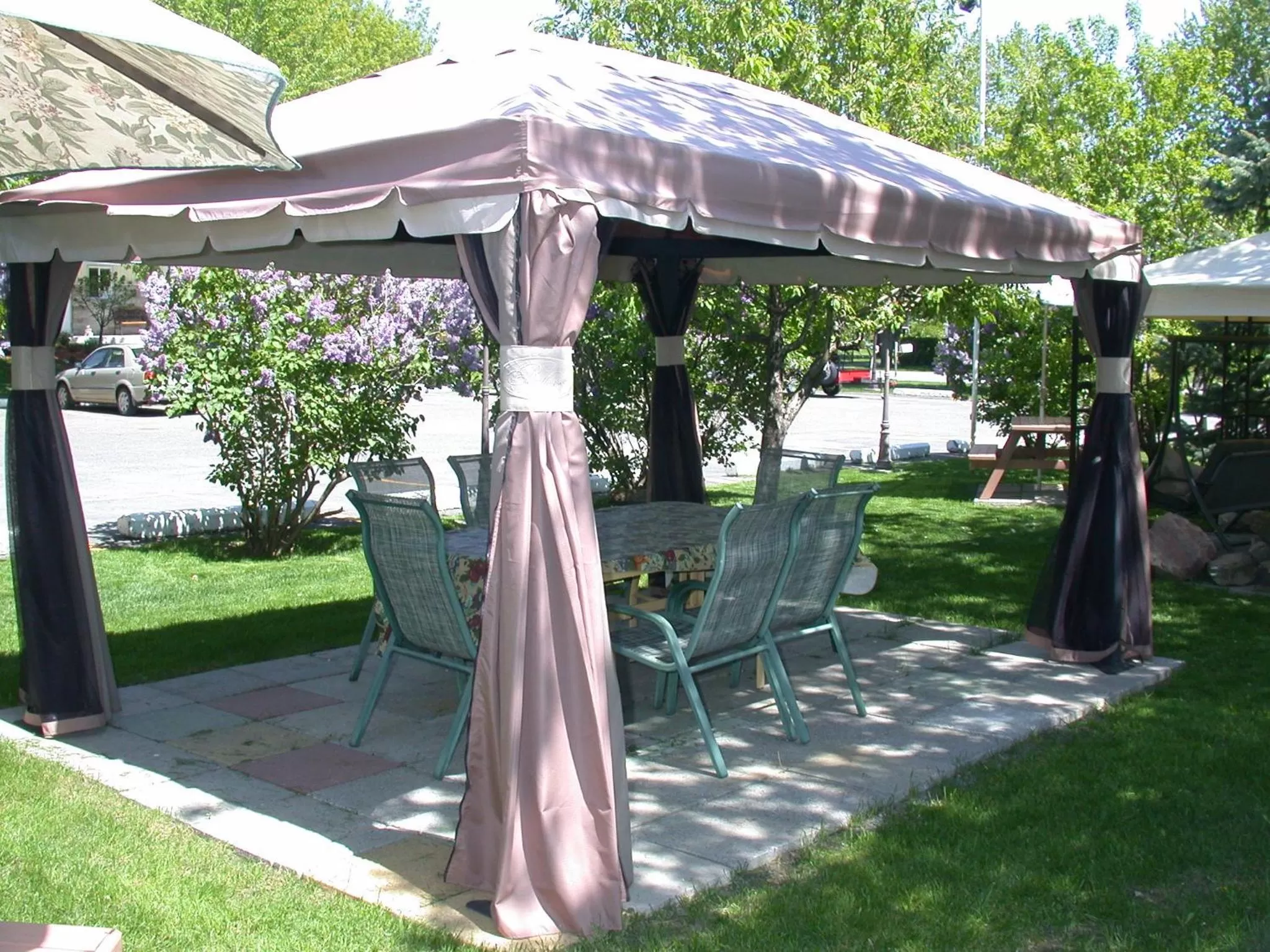 Patio in Motel Derfal