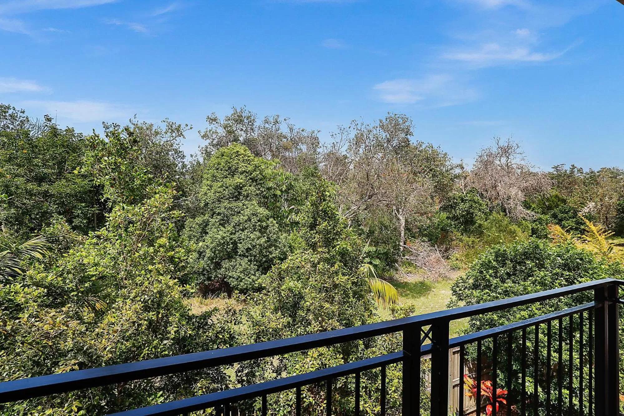 Sea Breeze on Main Beach