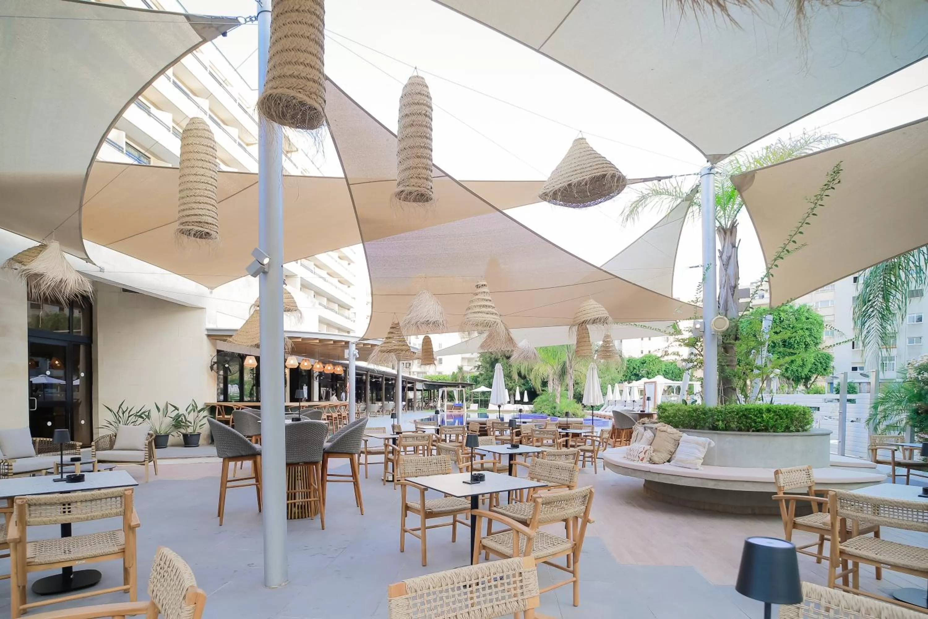 Restaurant/places to eat in Odysseia Hotel Kapetanios