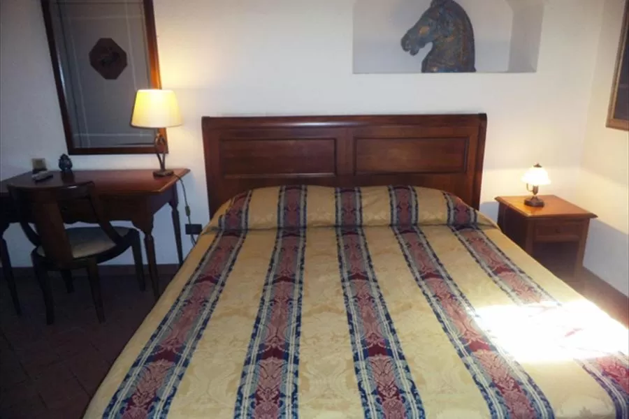 Bedroom in Residence Casale Mostacciano