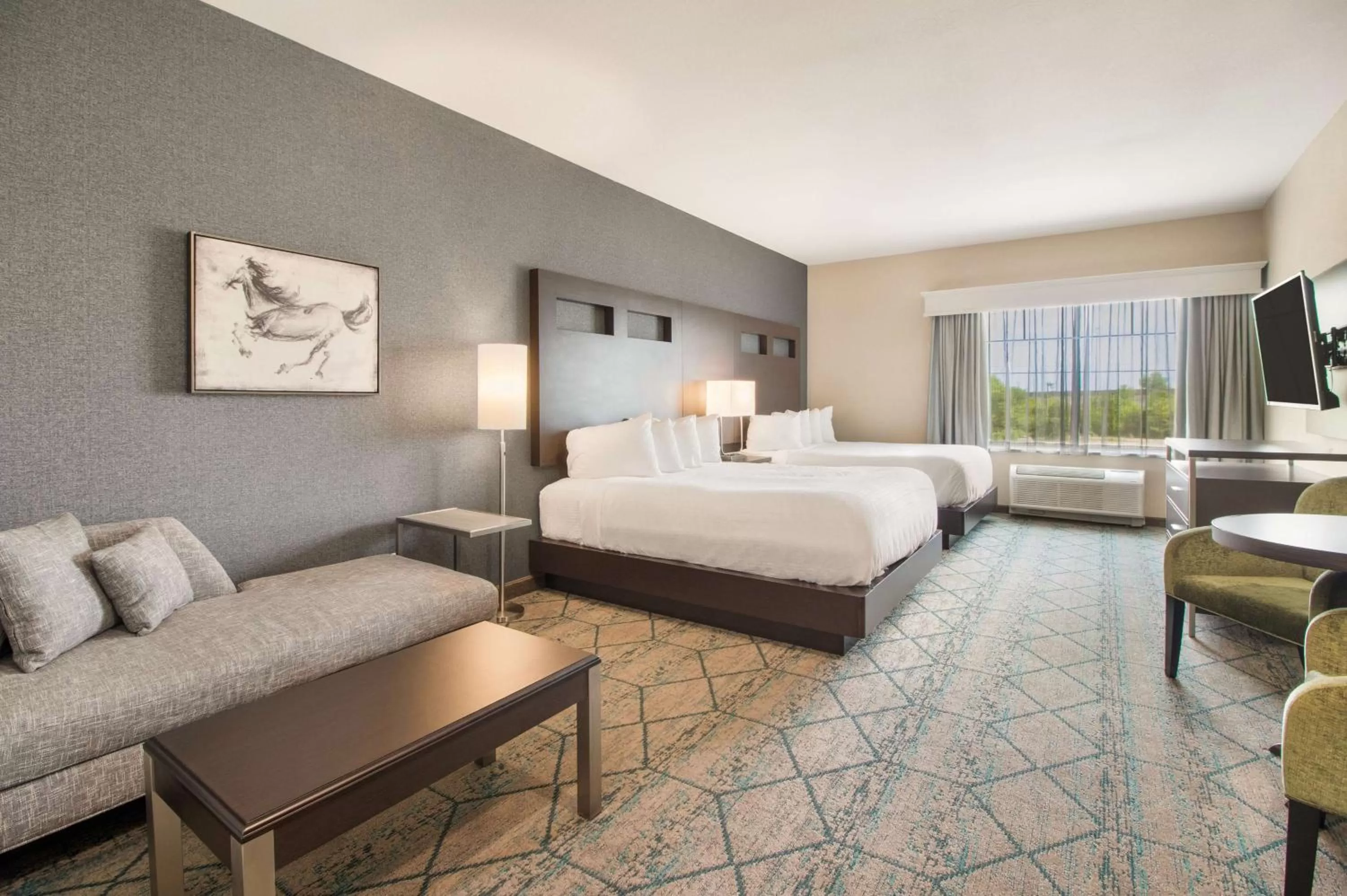 Queen Suite with Two Queen Beds with Sofa Bed in Best Western Plus Louisville North