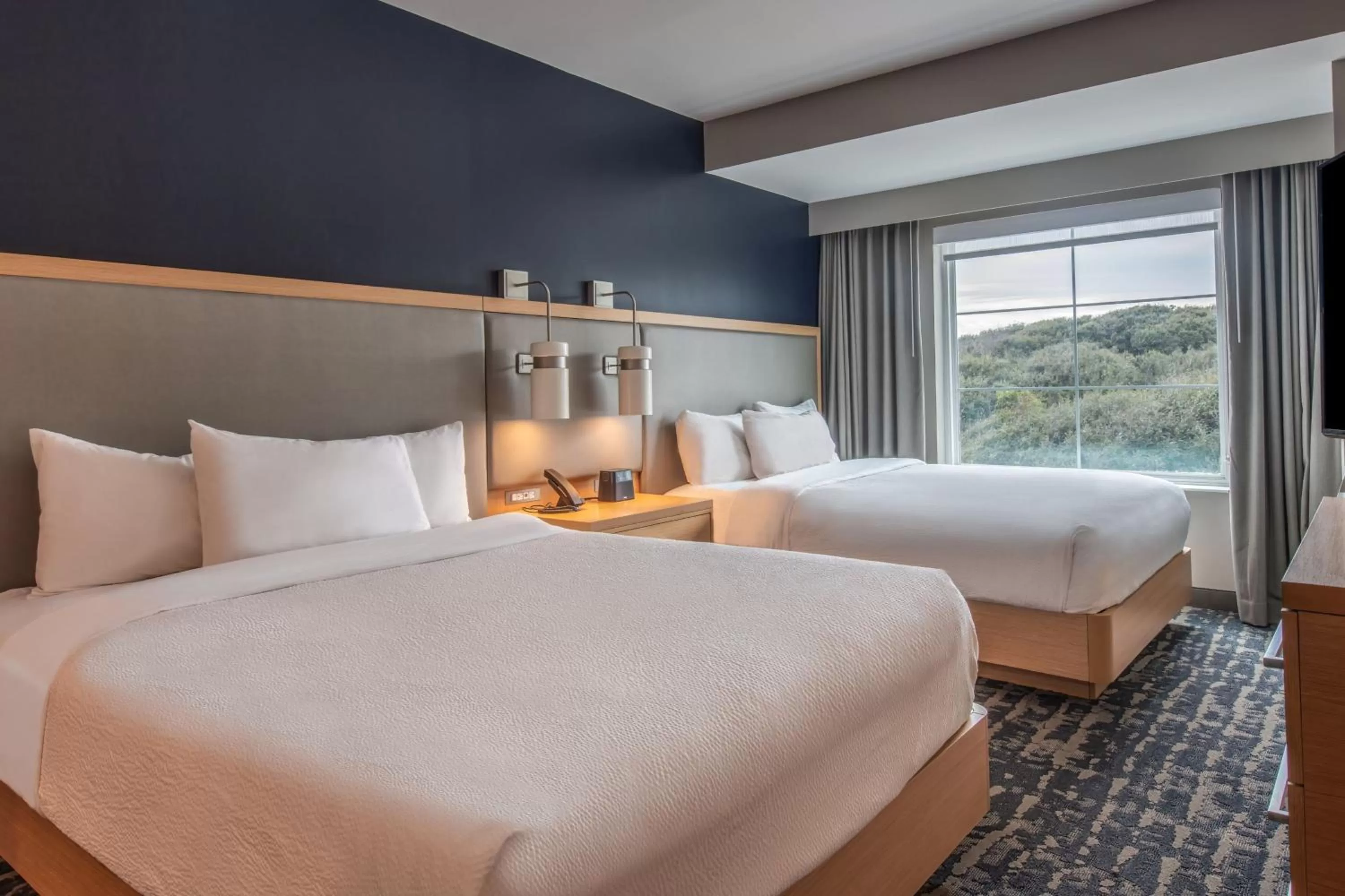 Bedroom, Bed in Residence Inn by Marriott Jekyll Island