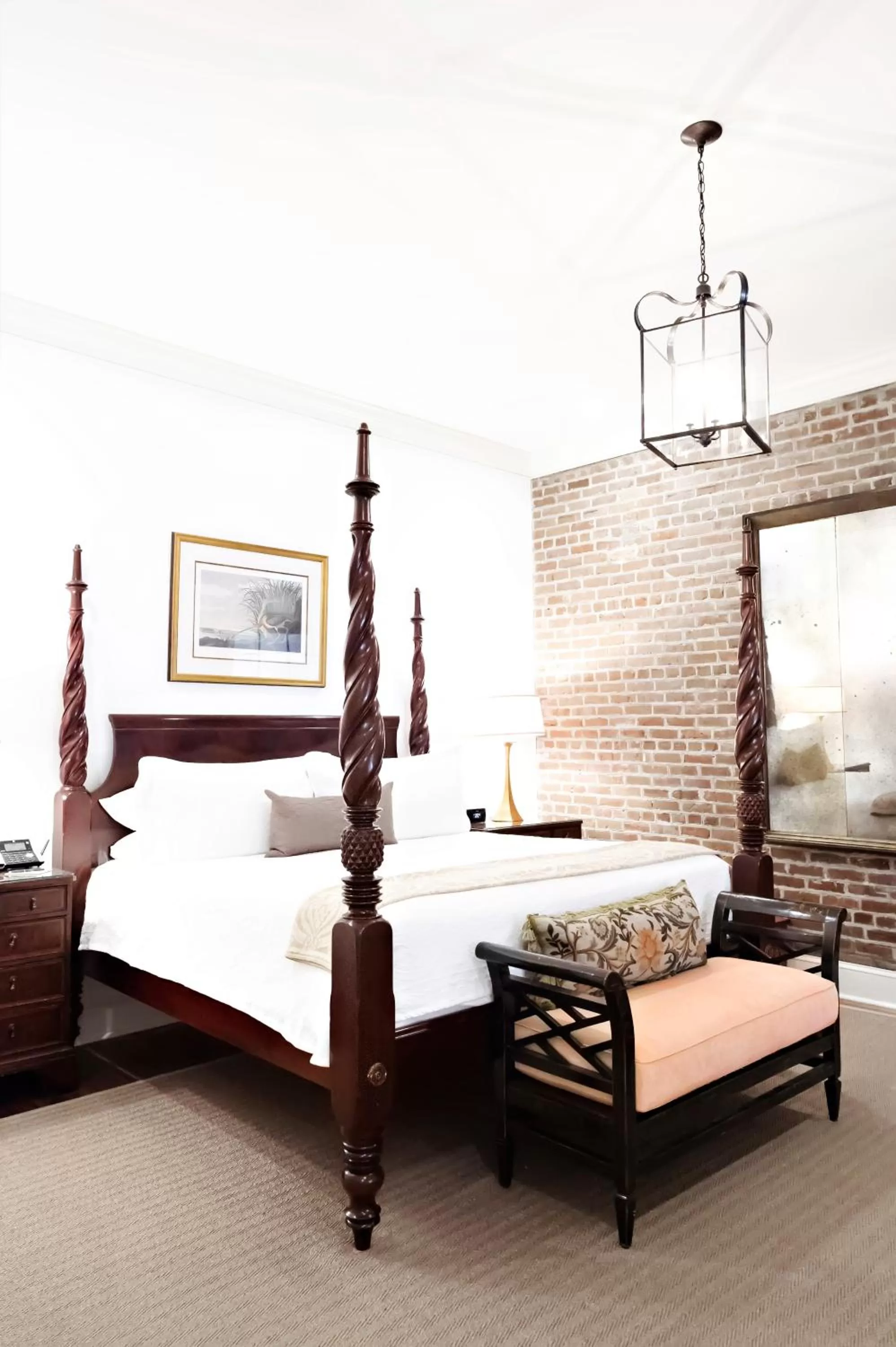 Bed in Planters Inn - Charleston