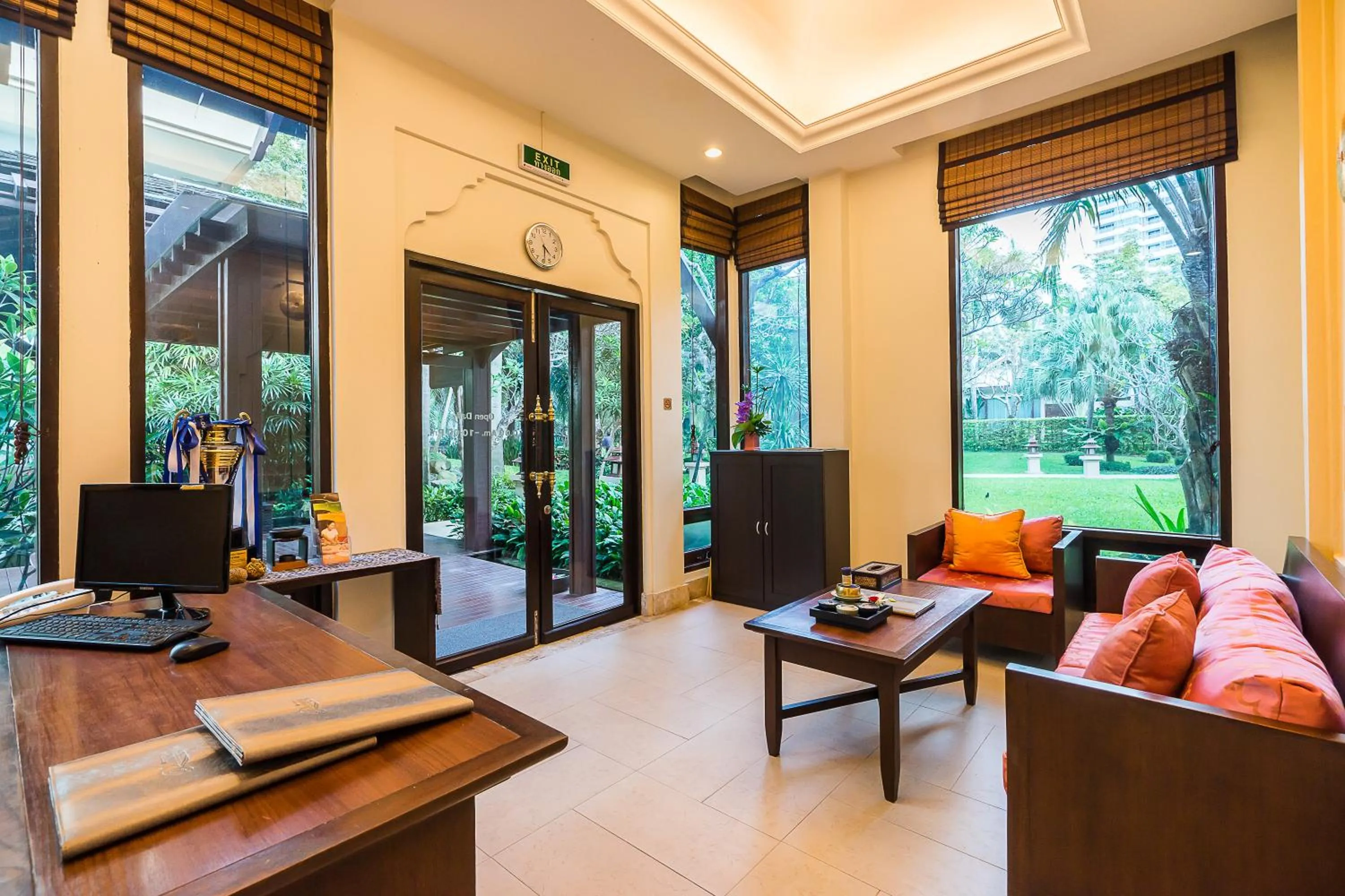 Massage in Ravindra Beach Resort & Spa - SHA Extra Plus