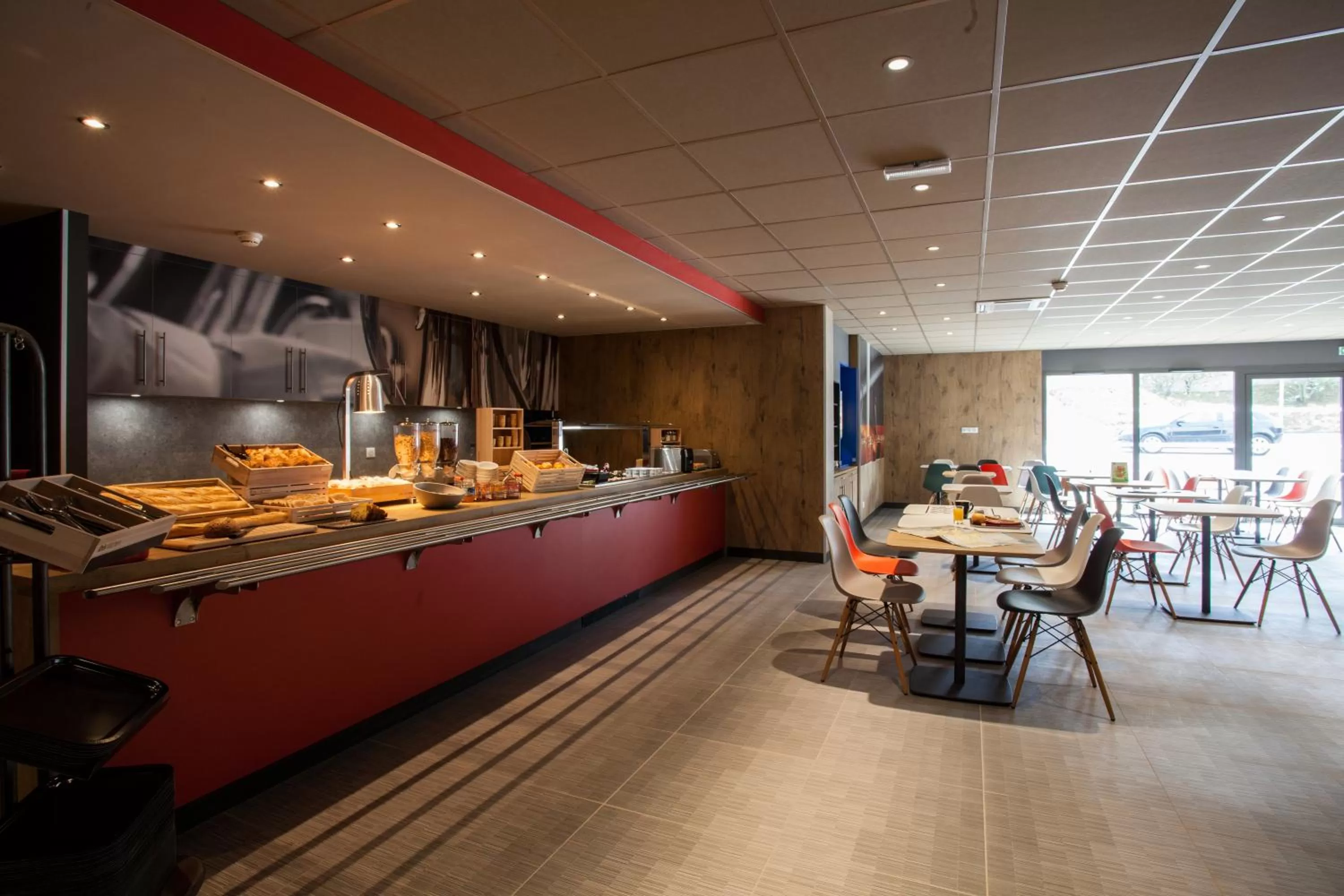 Restaurant/places to eat in ibis Cahors