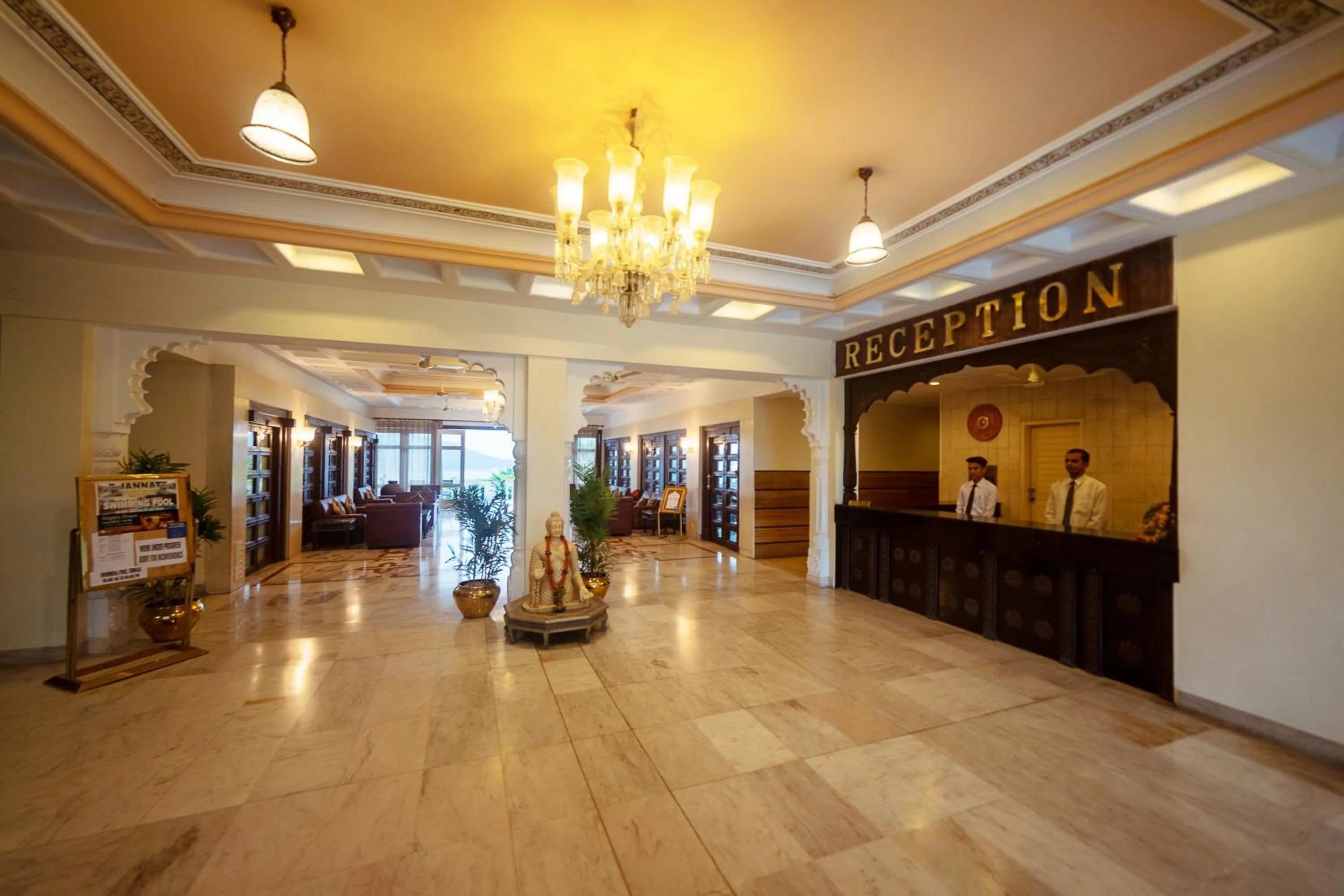 Lobby or reception in Hotel Hilltop Palace