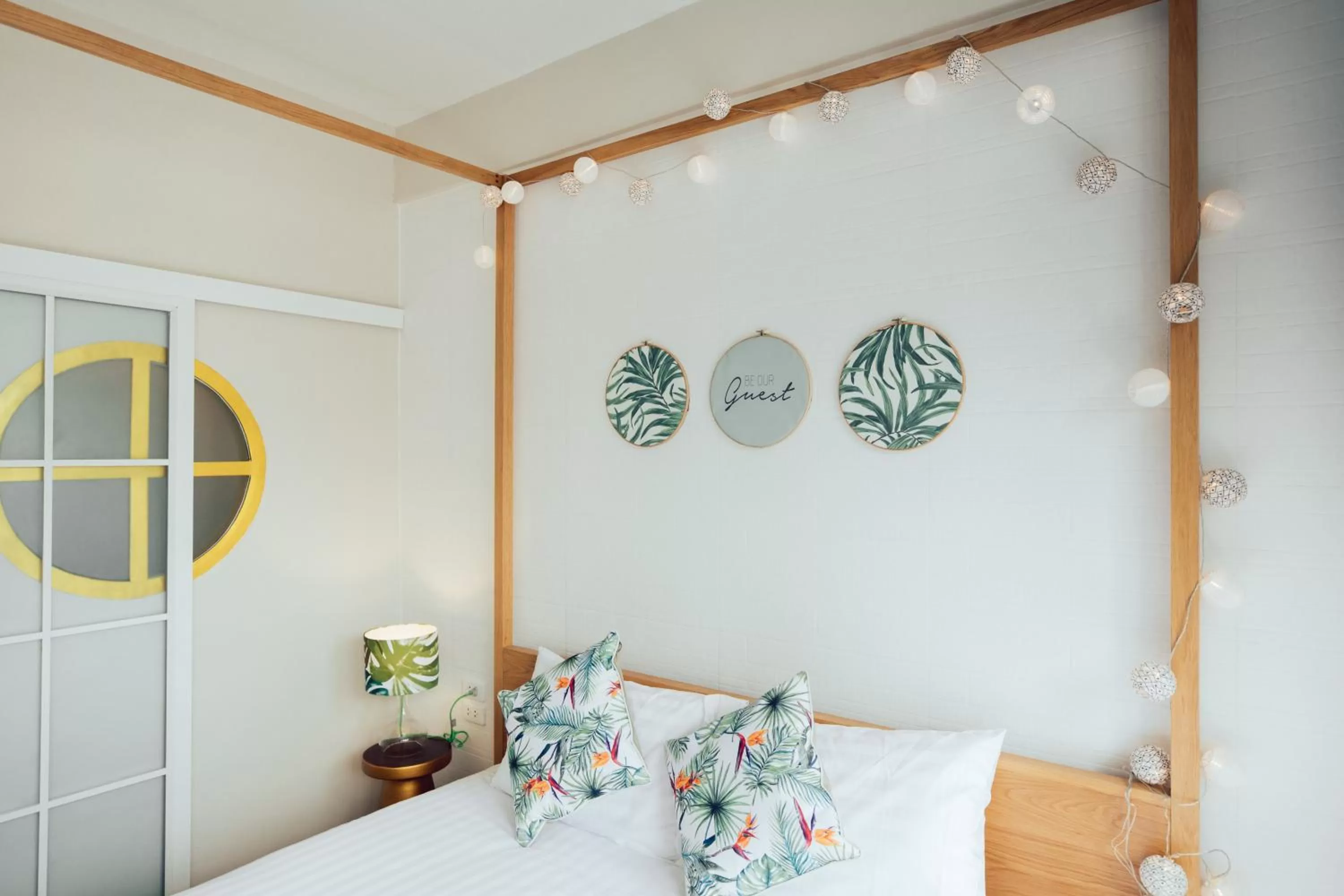 Bed in J's Cafe and Poshtel