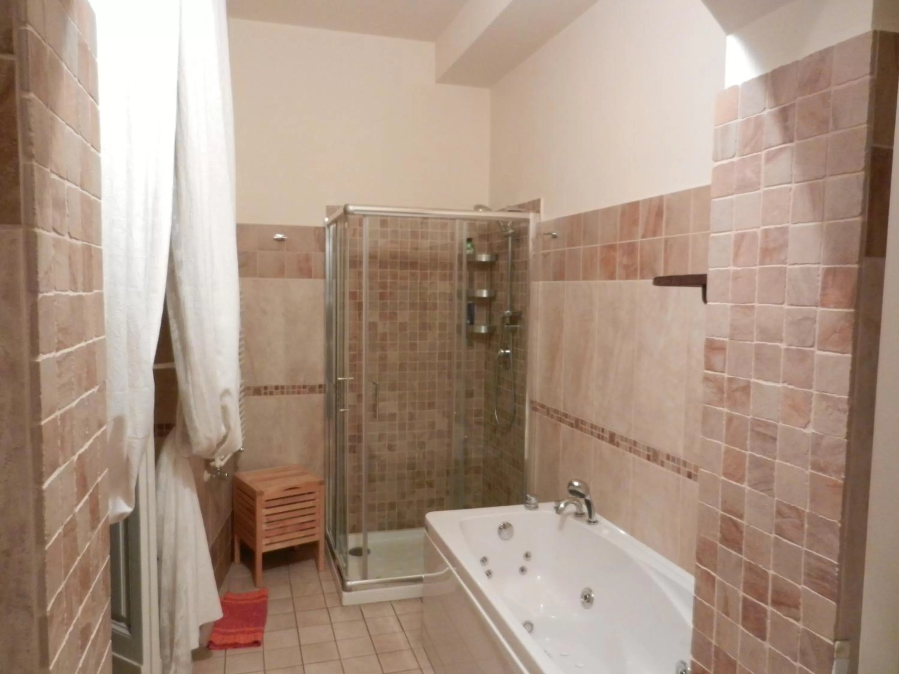 Hot Tub in RossoCorallo B&B