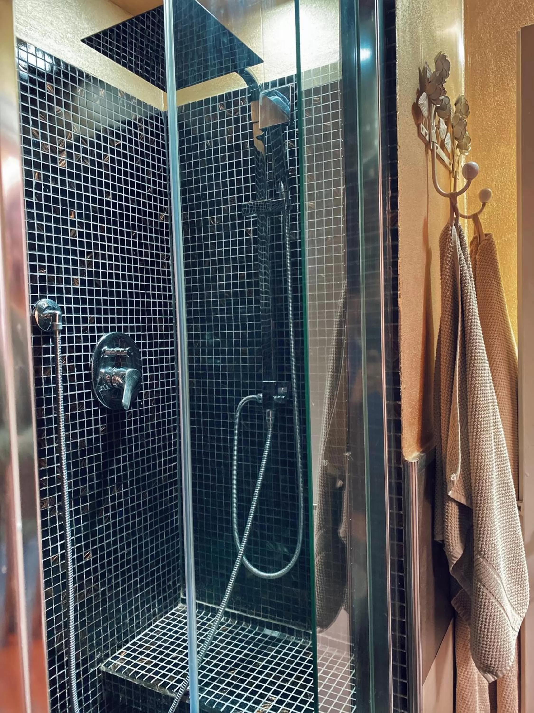 Bathroom in Casa Tosca Home Retreat