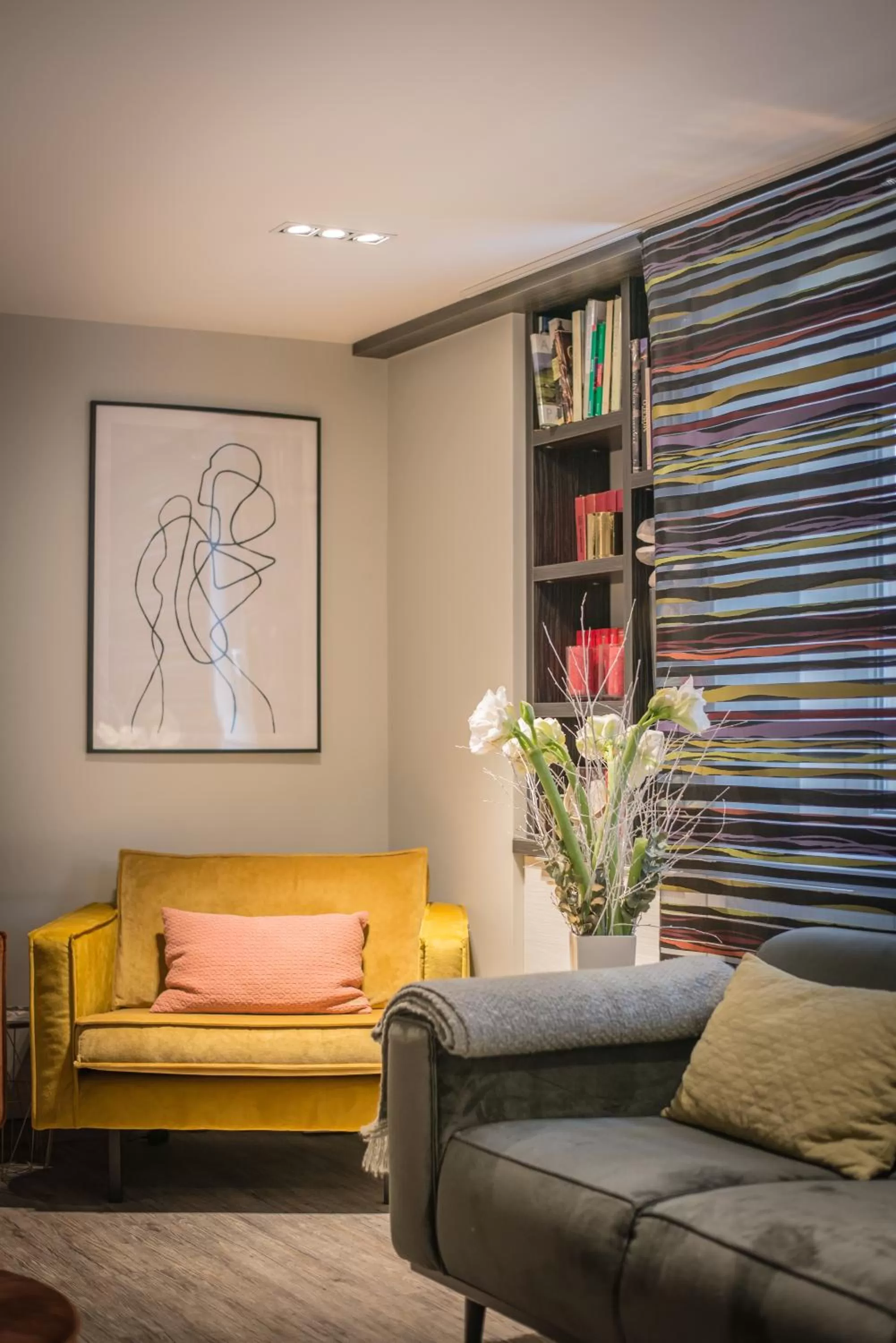 Lobby or reception in Hôtel Couvent du Franciscain Centre ville