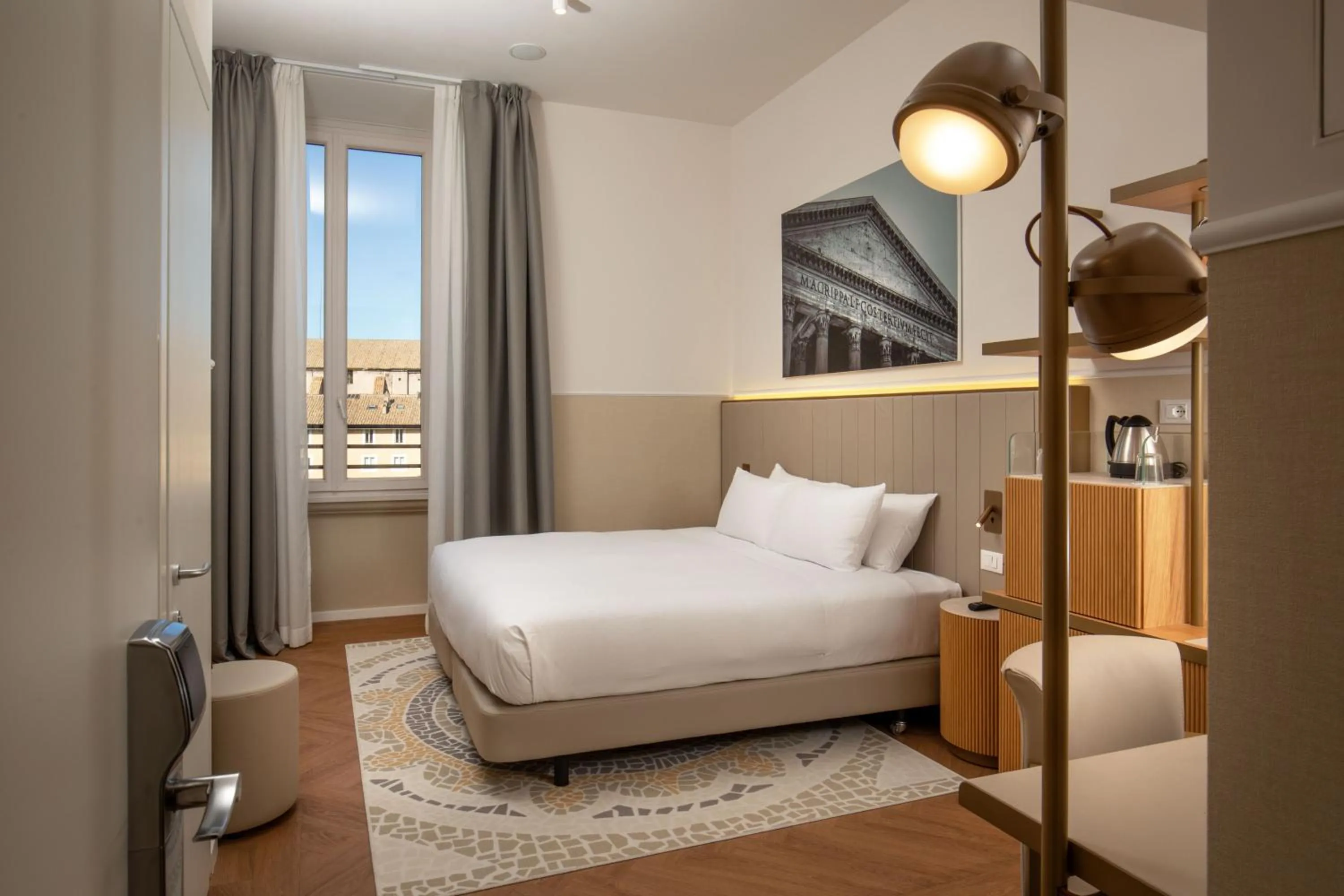 View (from property/room), Bed in Cosmopolita Rome Colosseum, Tapestry Collection by Hilton