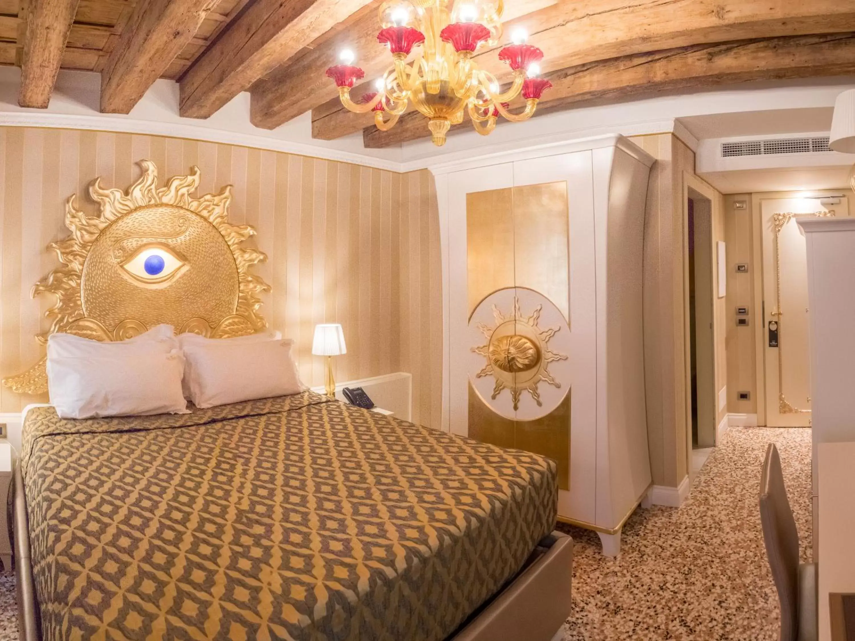 Classic King Room in EGO' Boutique Hotel - The Silk Road Classic King Room in EGO' Boutique Hotel - The Silk Road