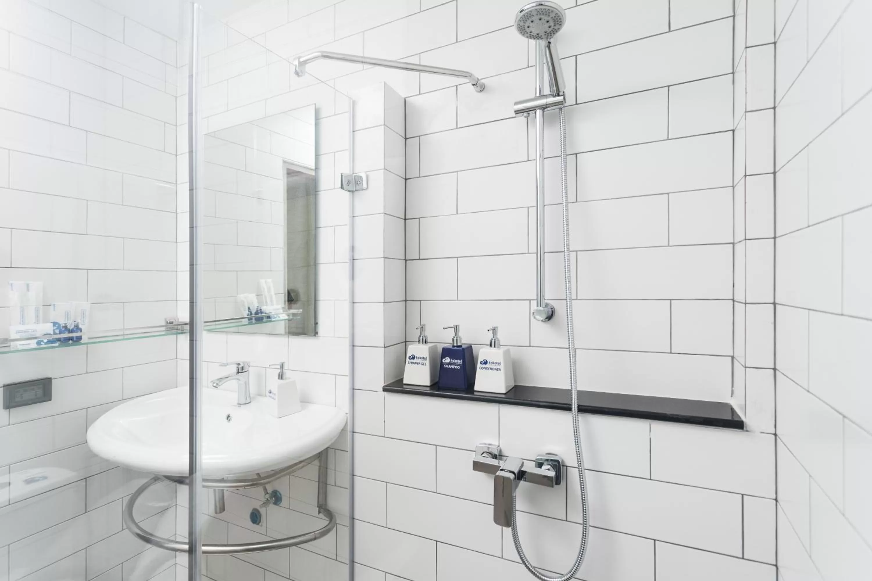 Bathroom in Kokotel Krabi Oasis