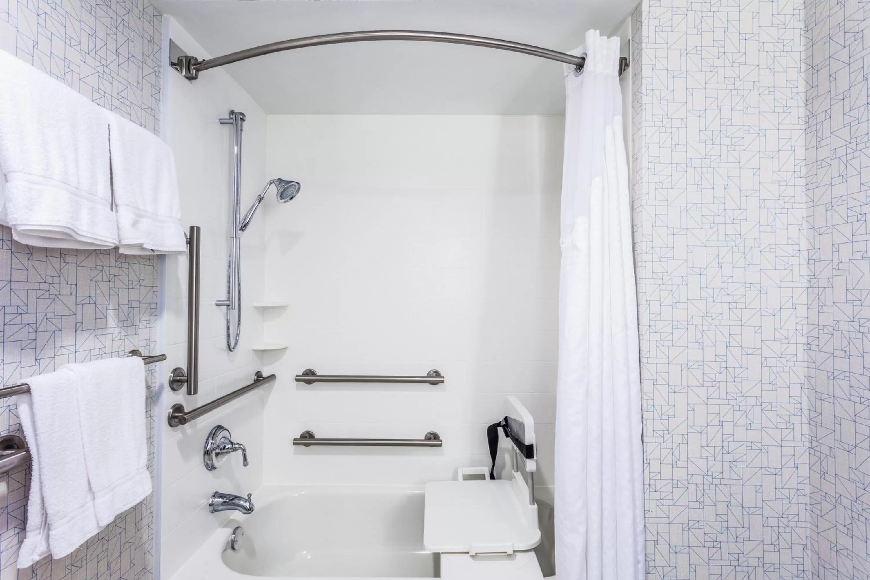 King Room - Mobility Access Tub - Non-Smoking in Holiday Inn Express Hauppauge-Long Island, an IHG Hotel