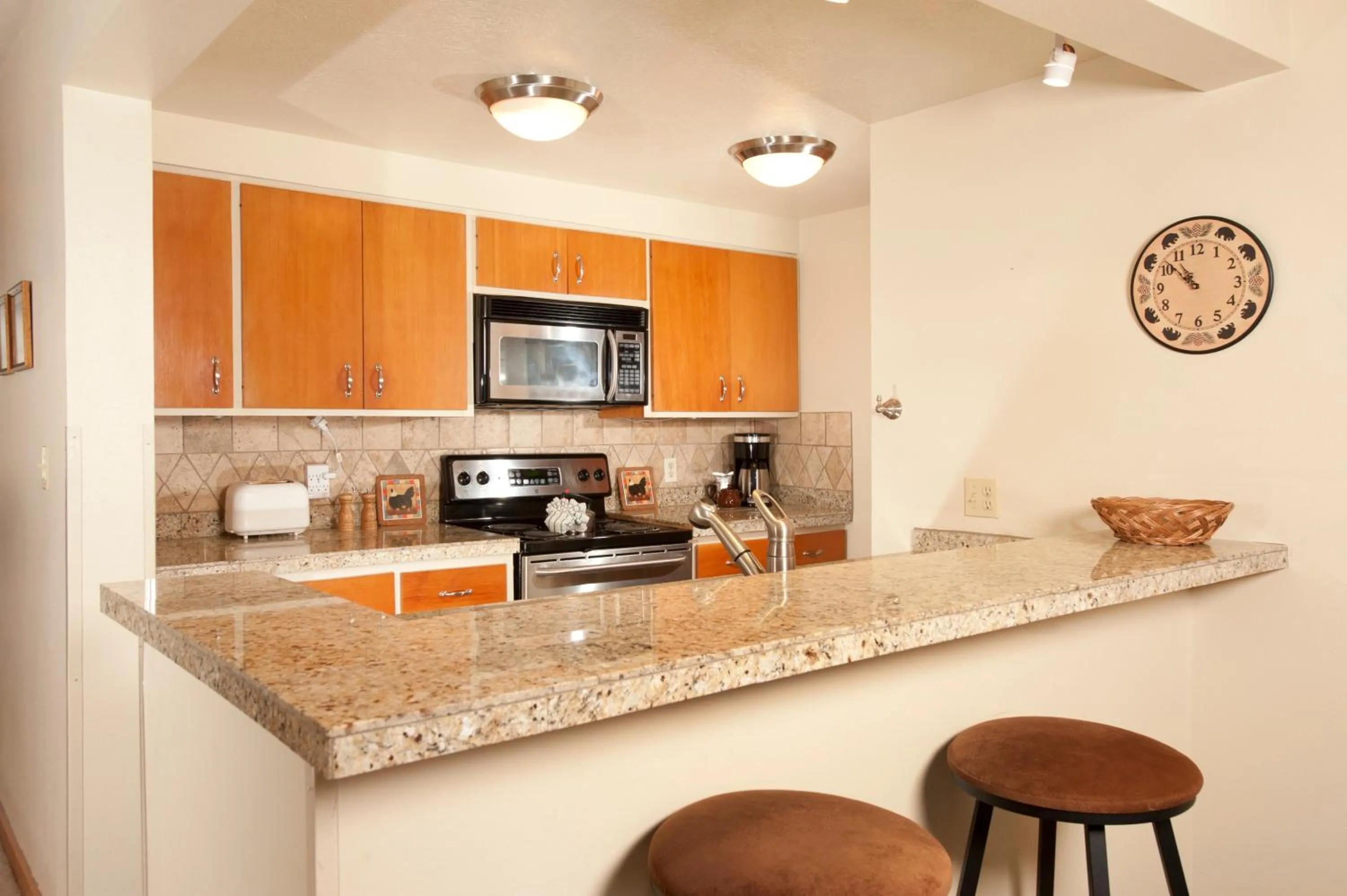 Kitchen or kitchenette in Evergreen Condominiums by Vail Resorts