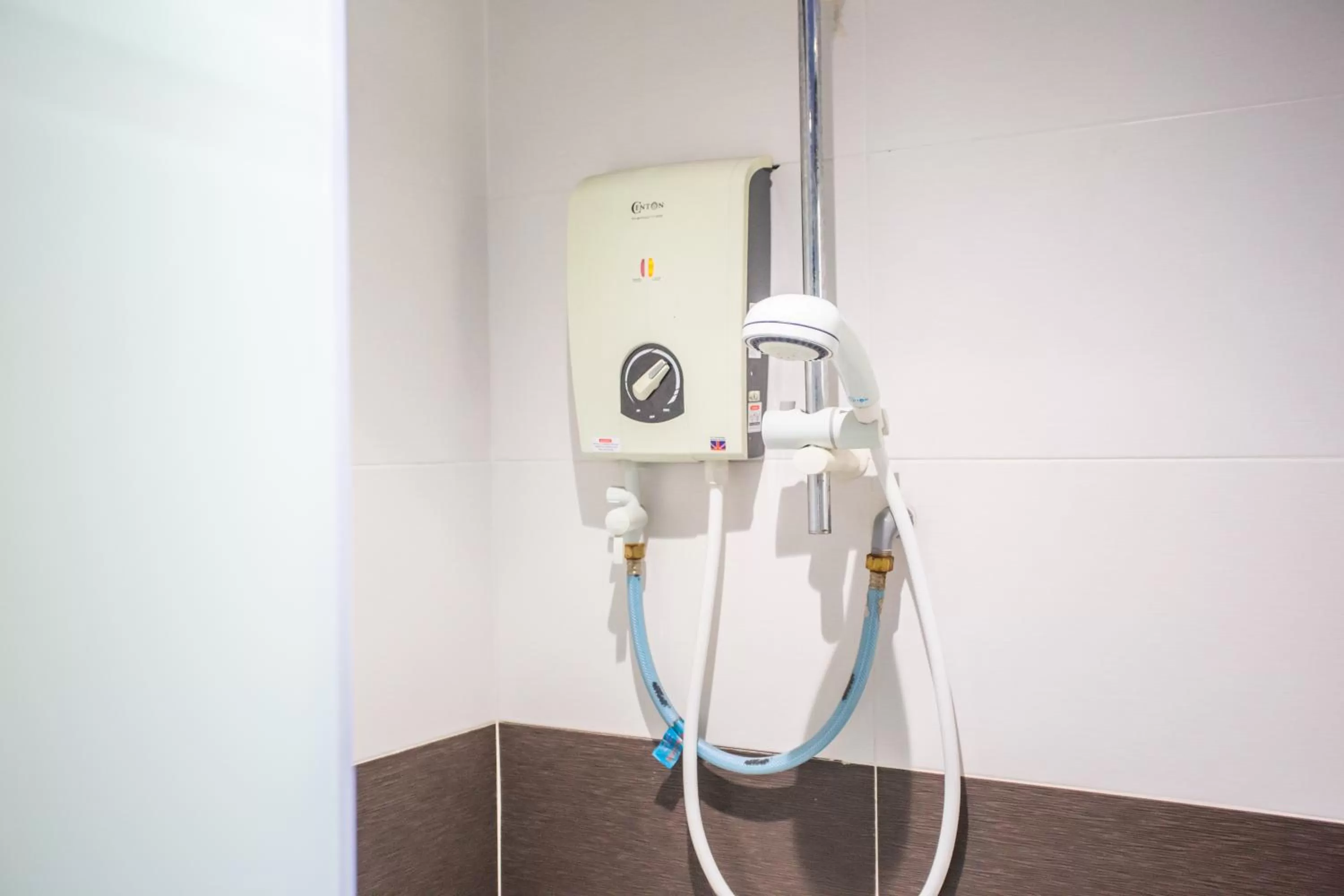 Bathroom in The Cave By Cactus Hotel Skudai