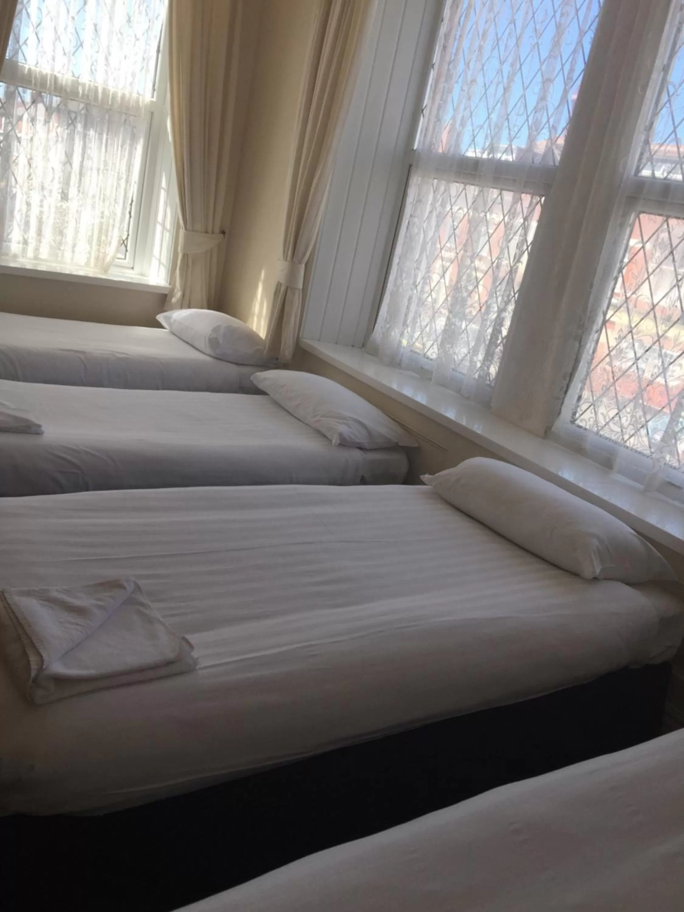 Bed in The Norwood Hotel for Groups-Blackpool Party Weekends