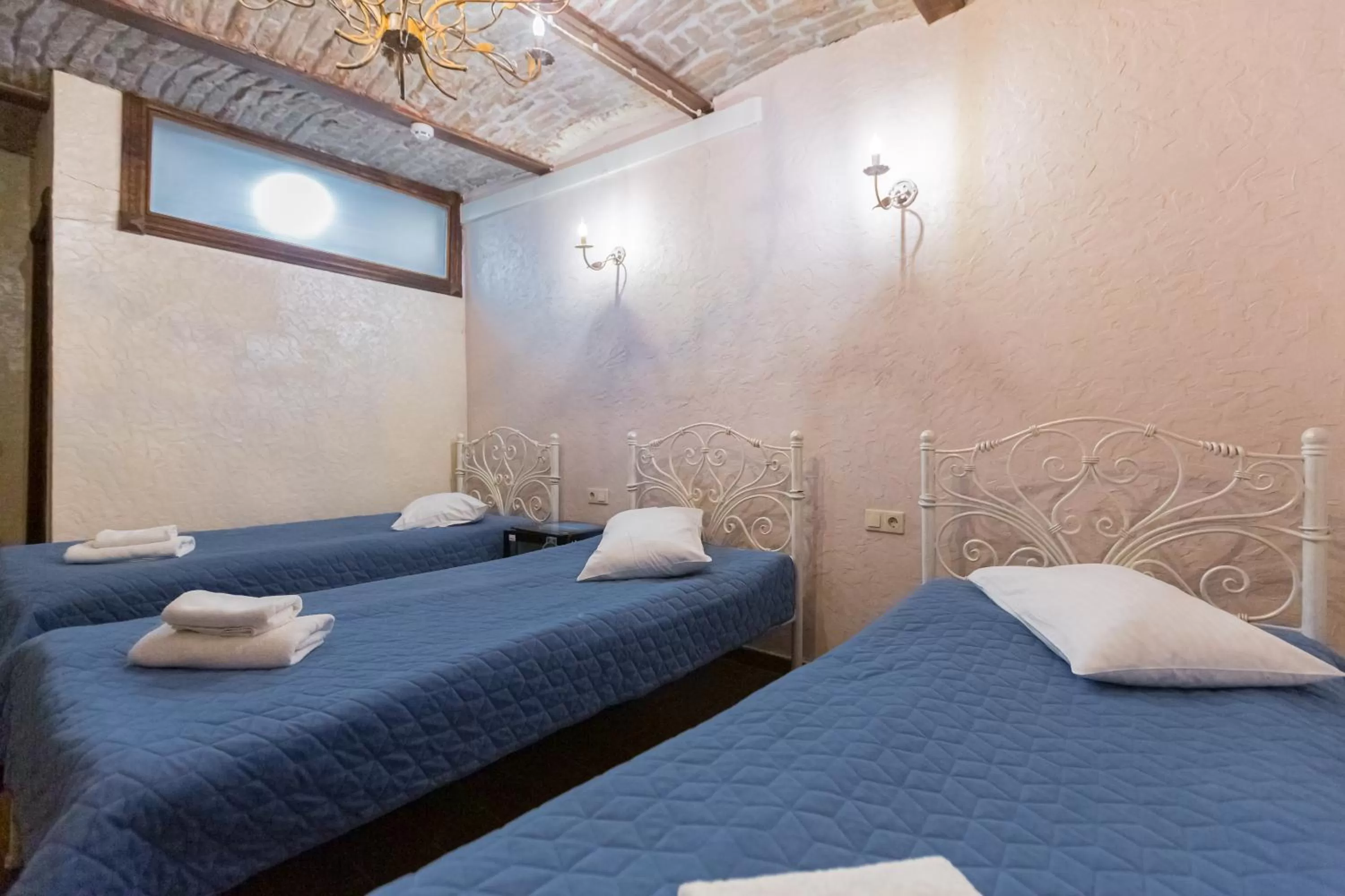 Bed in Staryi Krakiv