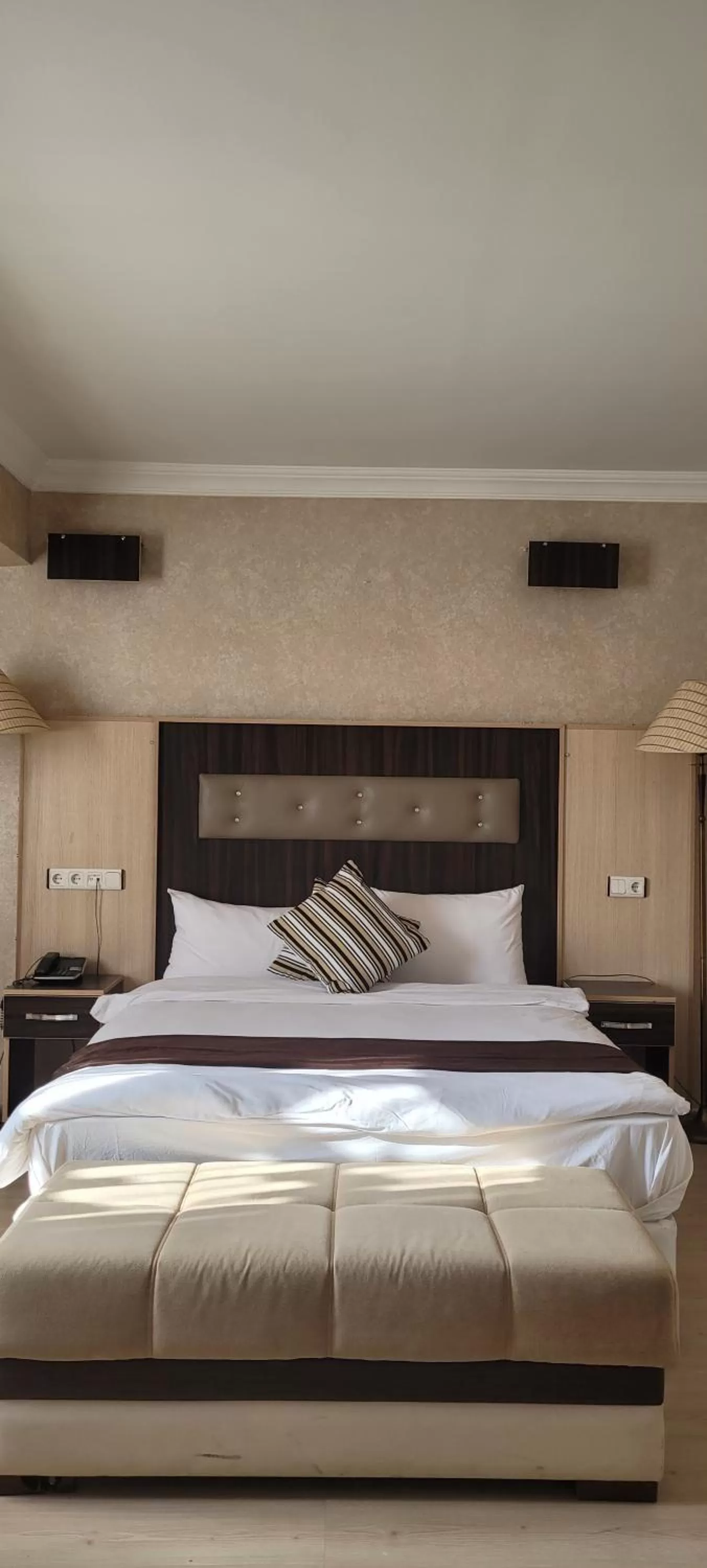 Bed in Güngören Hotel