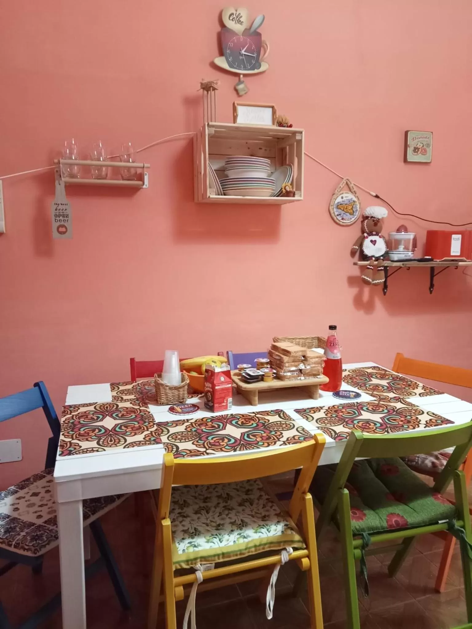 Coffee/tea facilities, Restaurant/Places to Eat in La Terrazza di Monica & Teresa