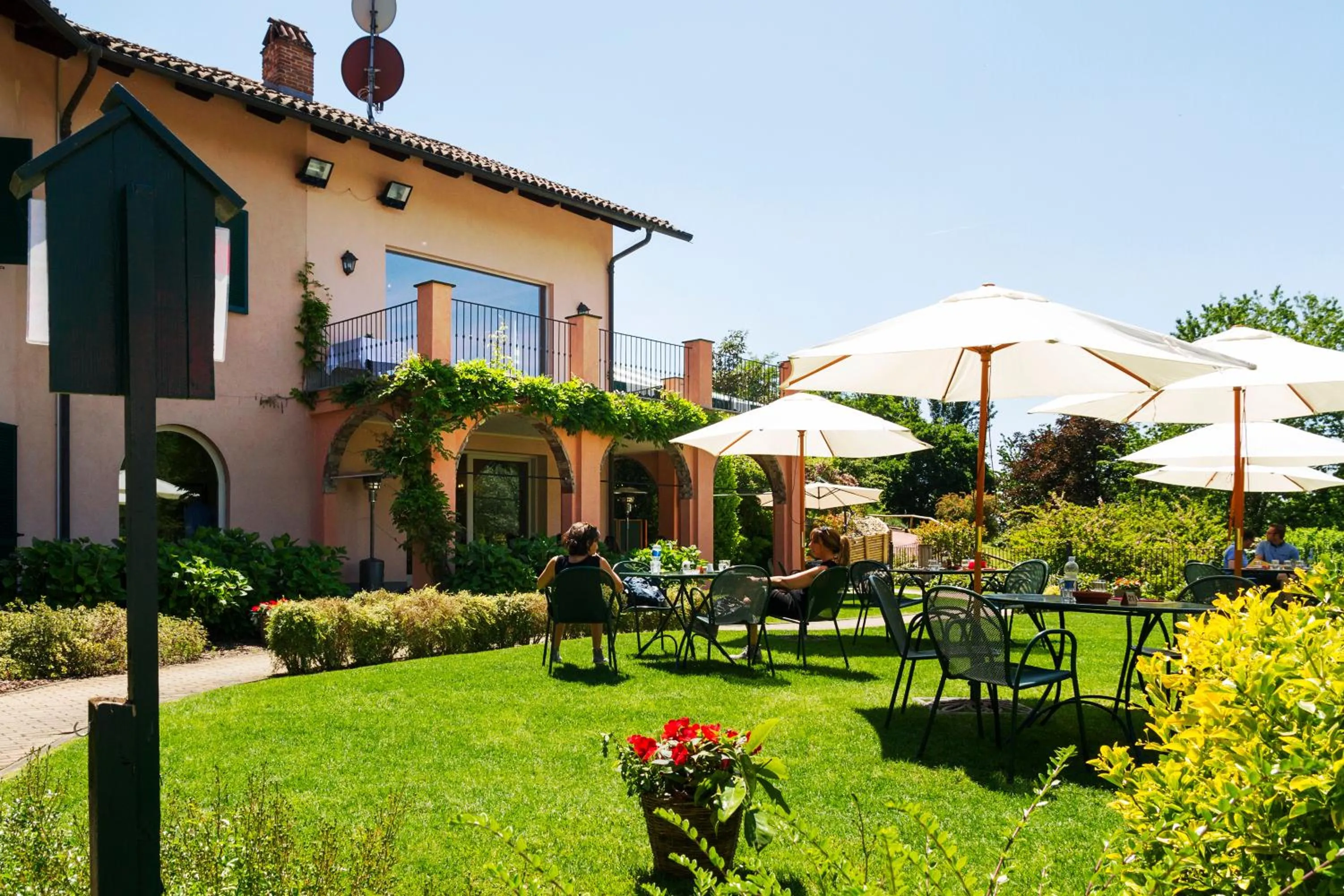 Property building in Hostellerie Du Golf