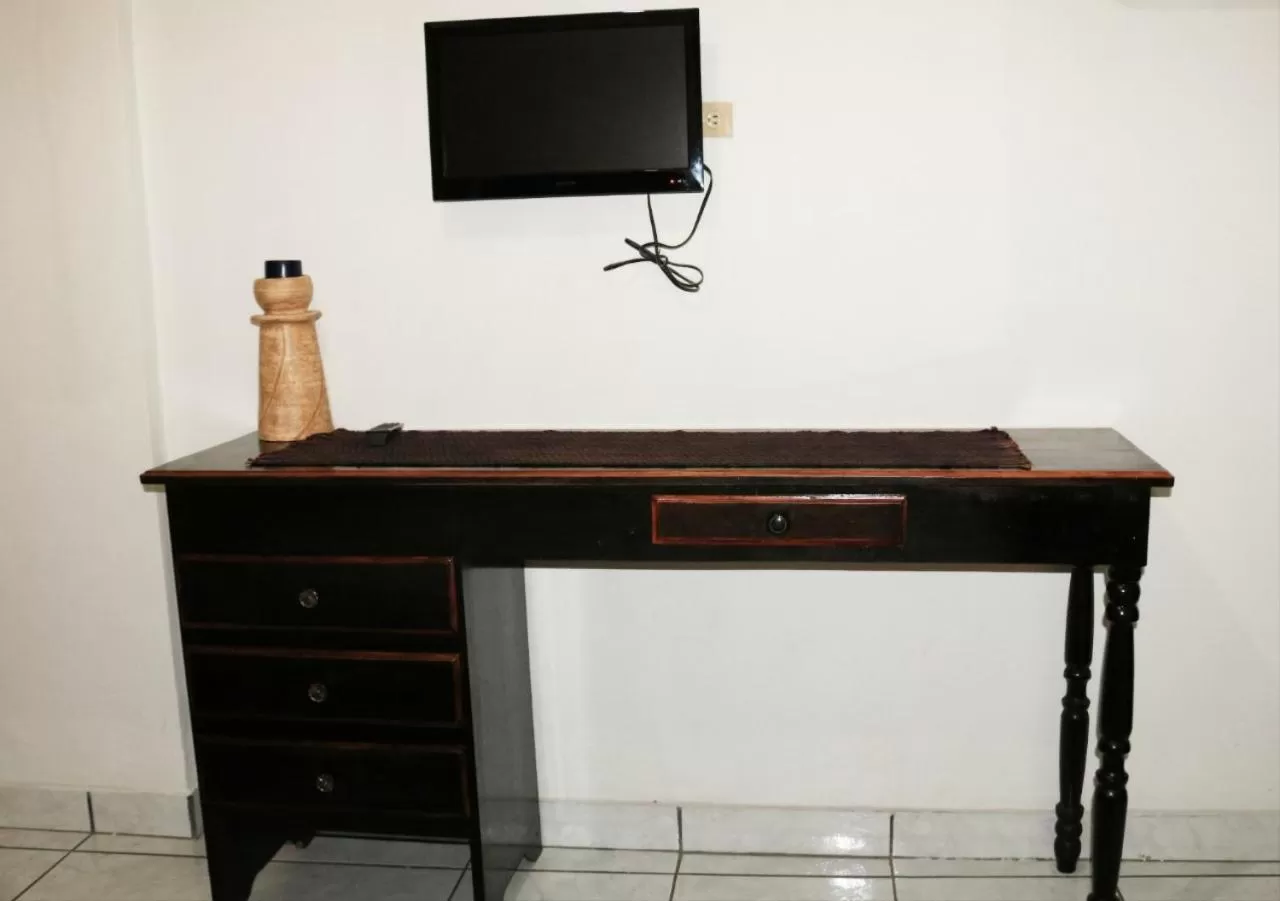 Hotel & Hostal Yaxkin Copan