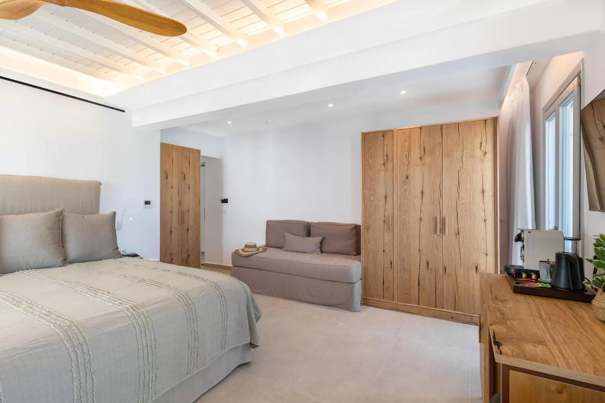 Bedroom, Bed in Elena Hotel Mykonos