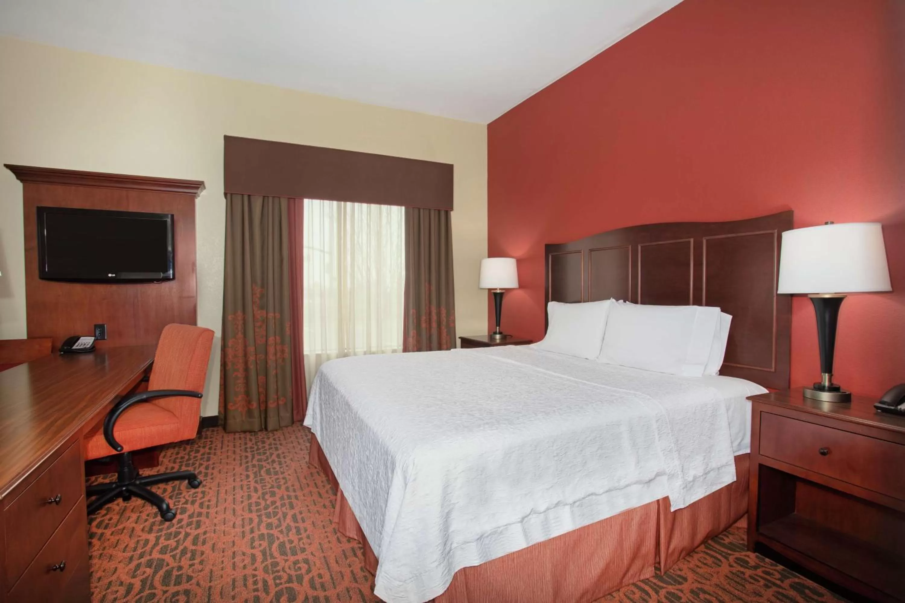 Bedroom, Bed in Hampton Inn and Suites Denver/South-RidgeGate