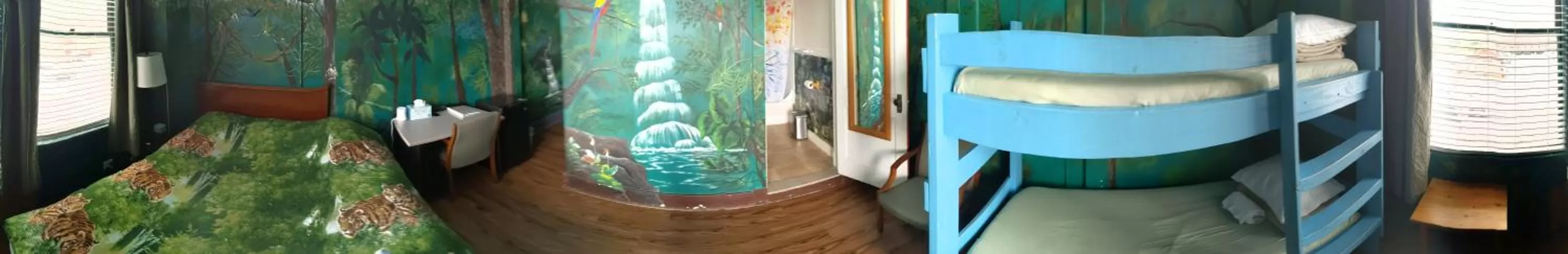 Bed in The Pirate Haus Inn