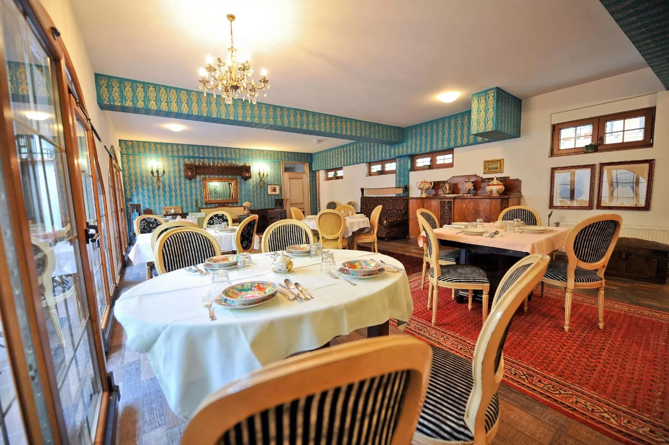 Restaurant/Places to Eat in Hotel Michele