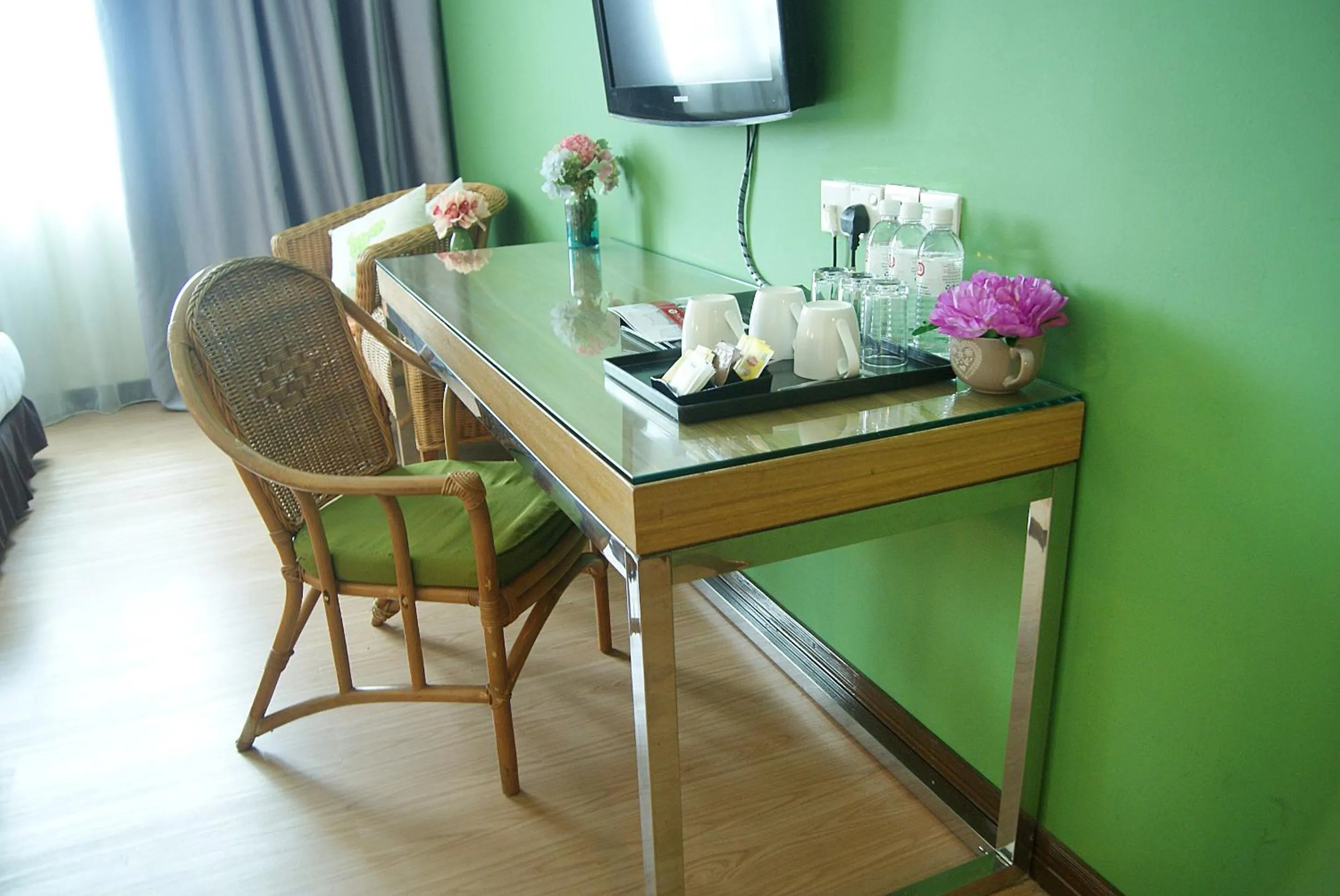 Coffee/tea facilities in Tang Dynasty Park Hotel