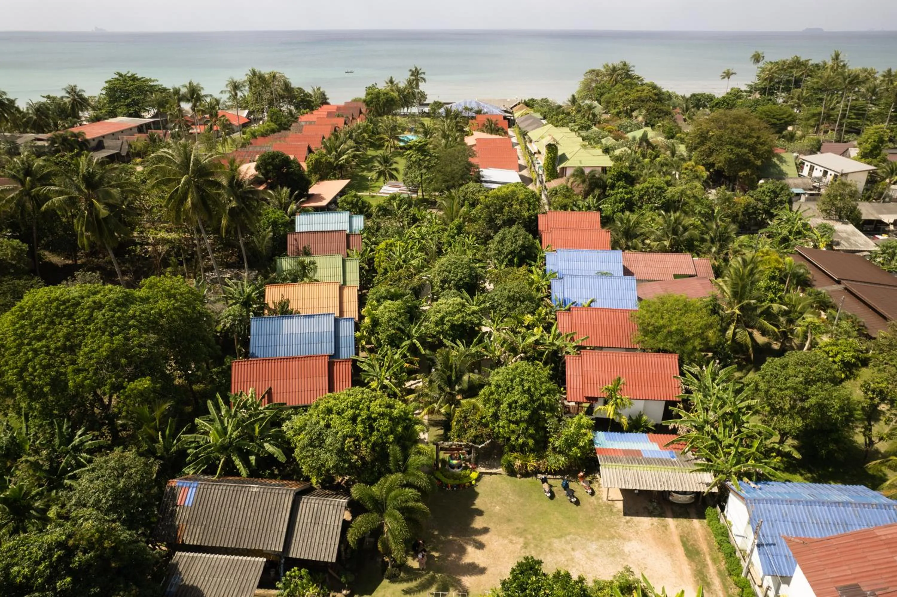 Property building in Lanta Andaleaf Bungalow - SHA Extra Plus