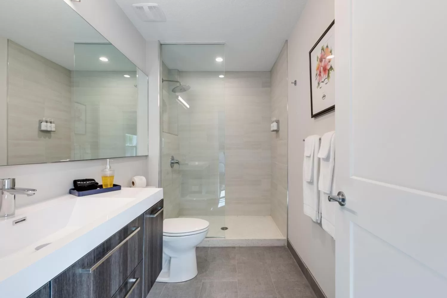 Escape Coastal Resort on Casey Key