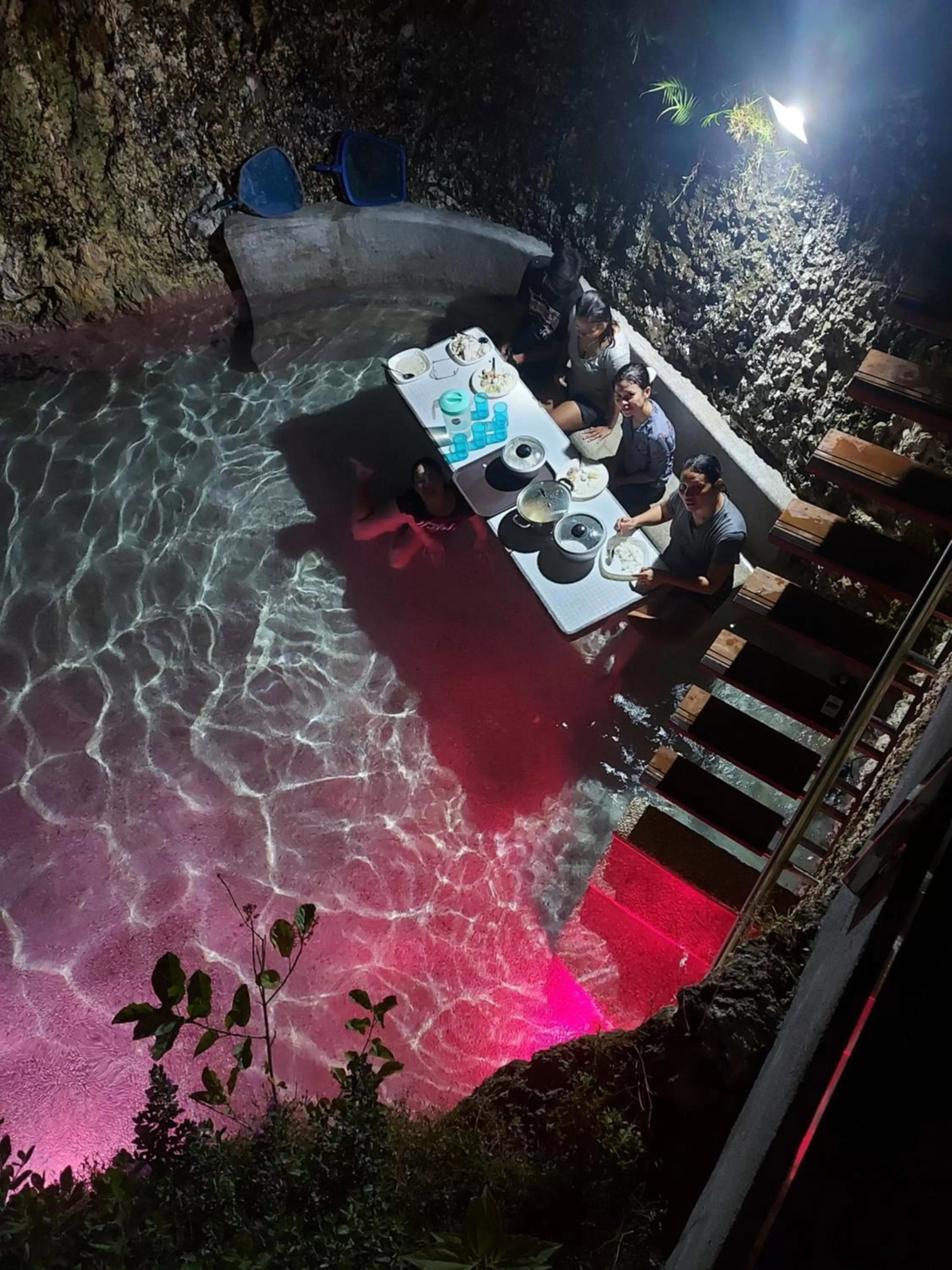 Swimming pool in Panglao Sea Resort - Tangnan