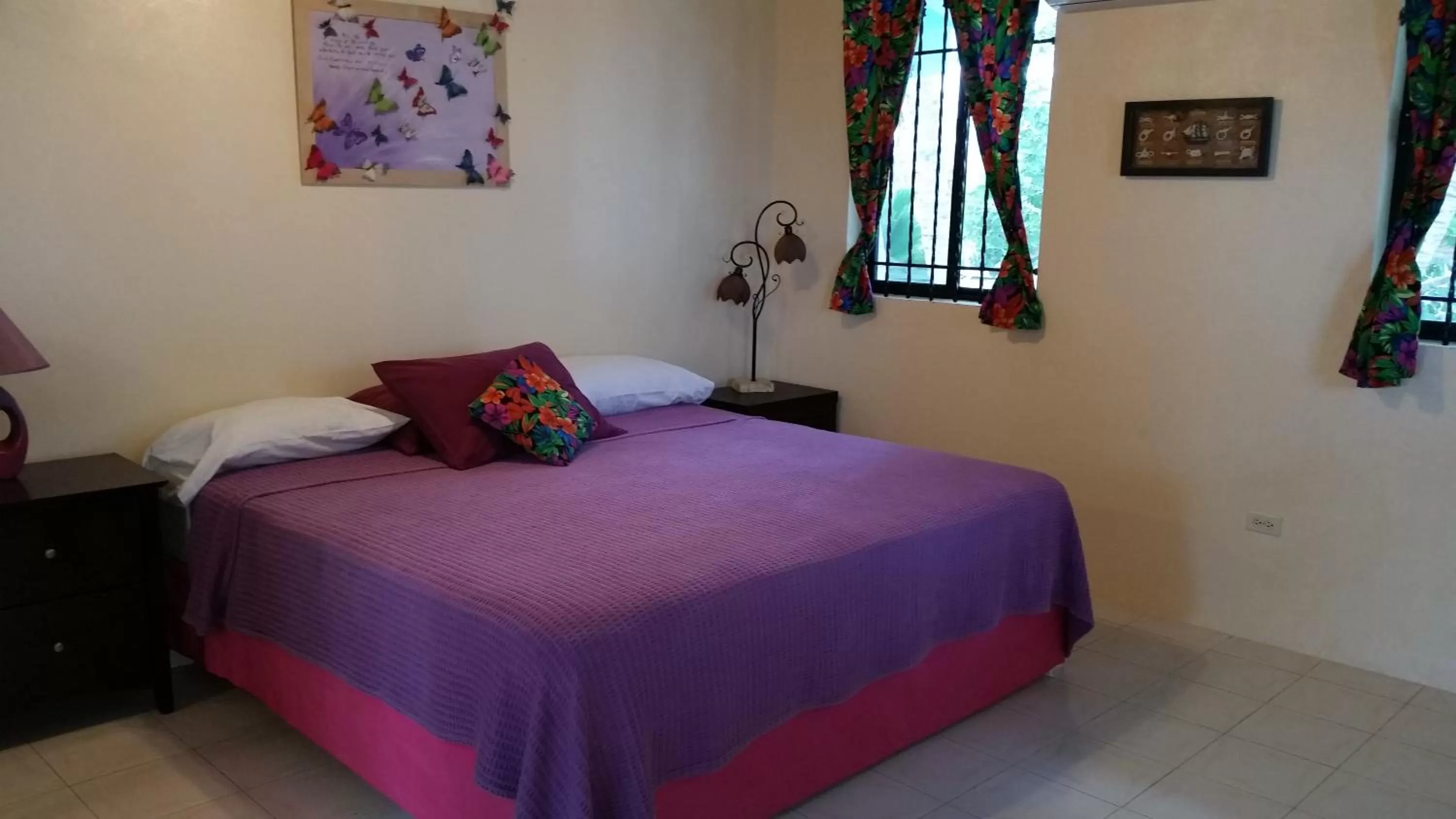 Bed in Barefoot Beach Belize