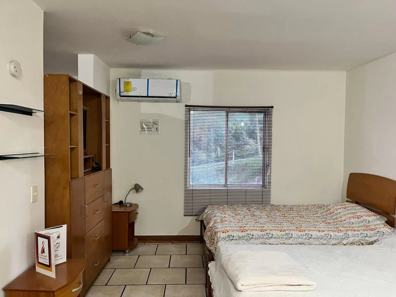 Bedroom, Bed in Confort Ejecutivo Suites Lindavista