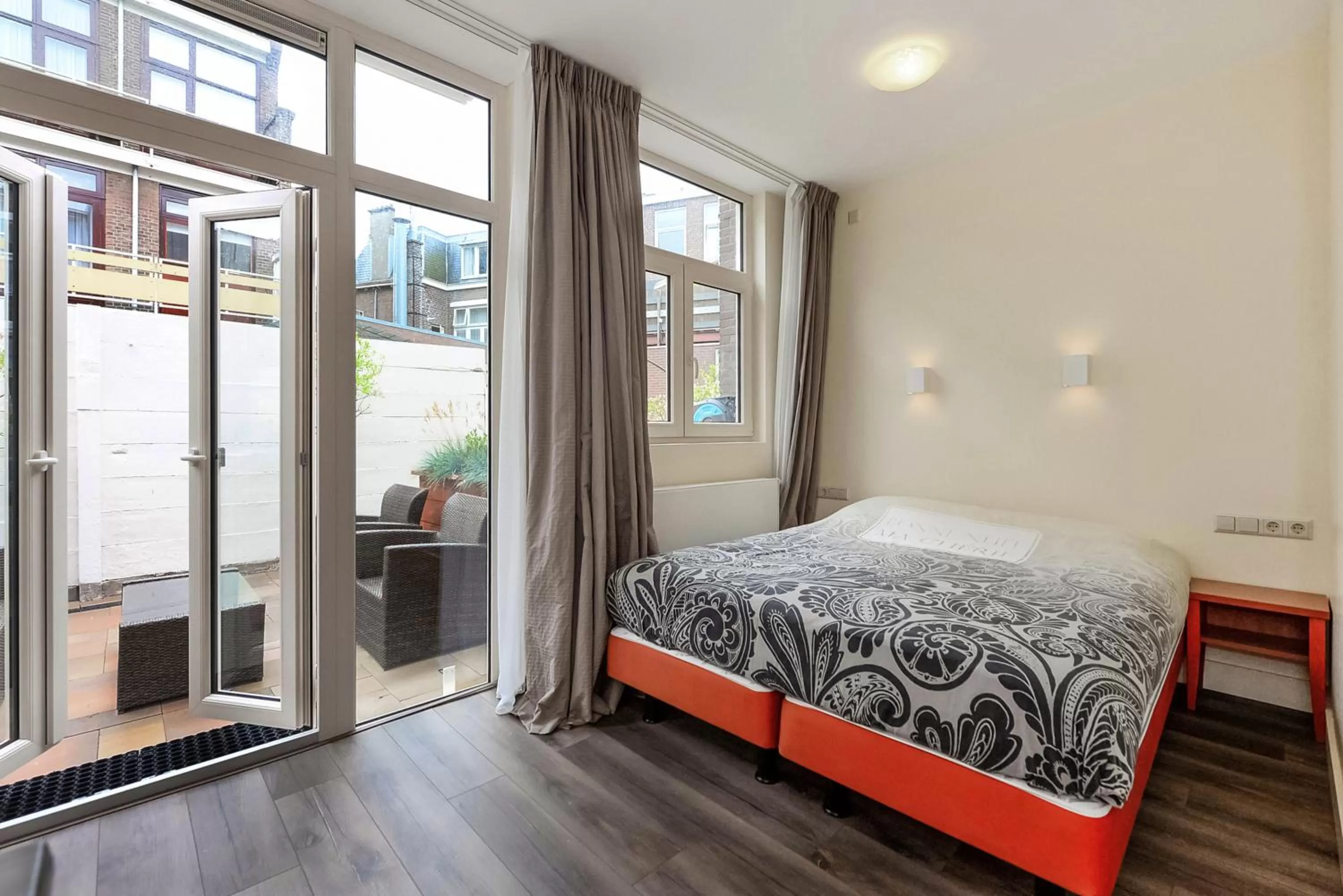 Bedroom, Bed in Hotel Bor Scheveningen