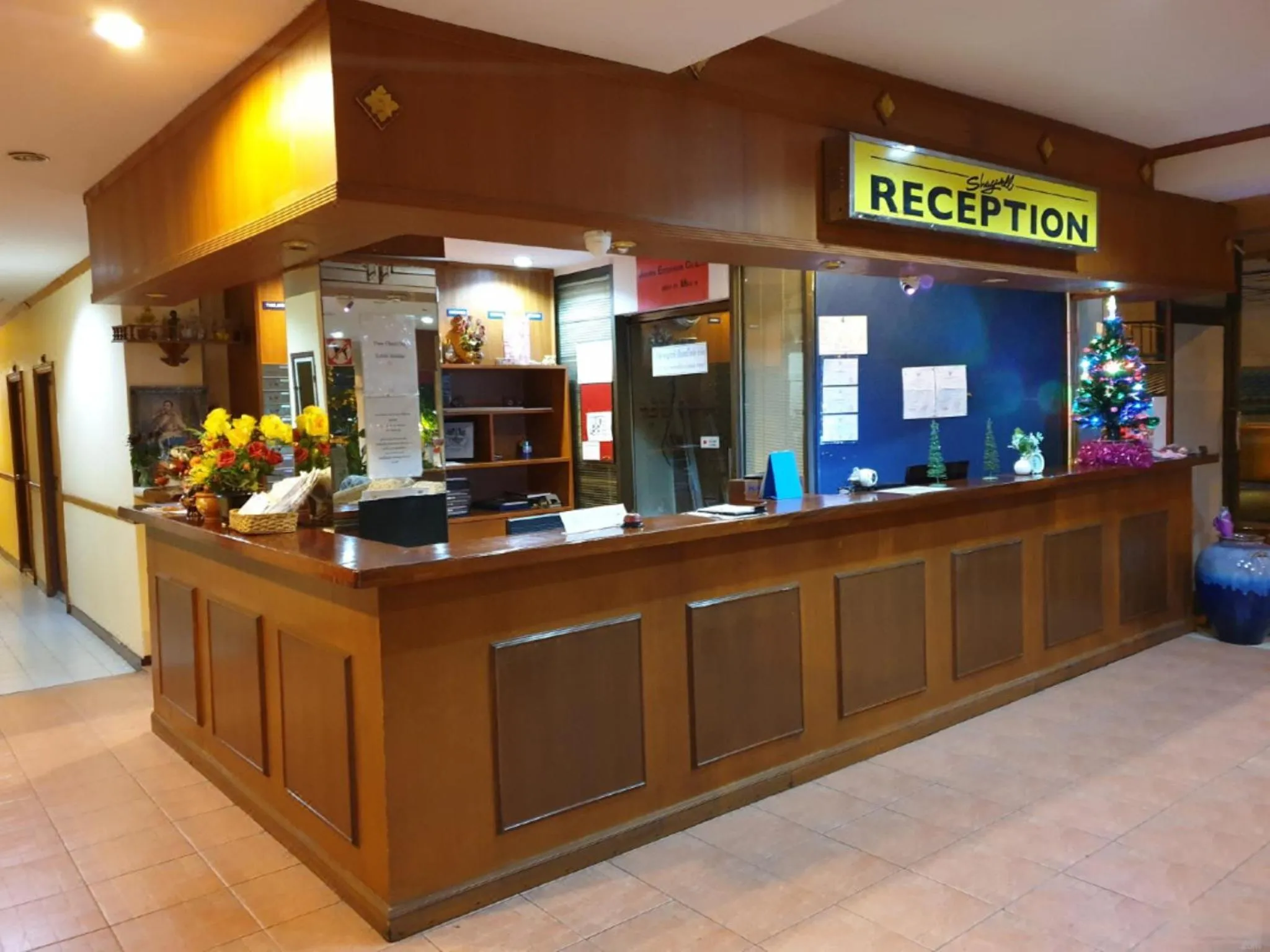 Lobby or reception in Shagwell Mansions