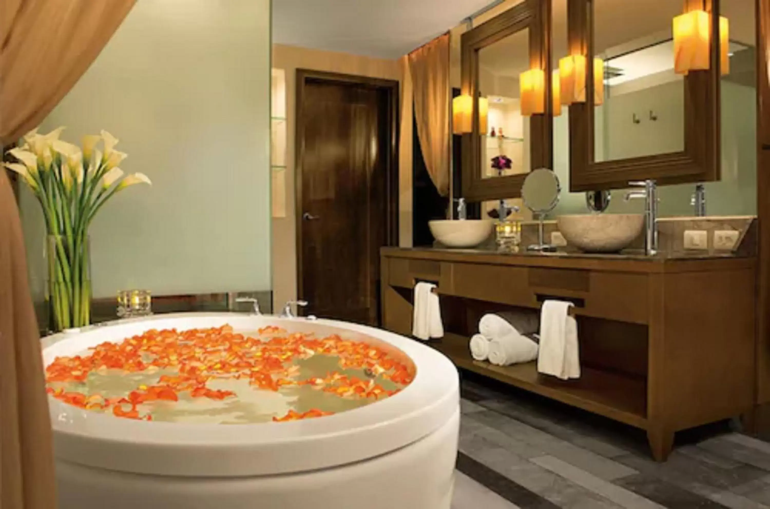 Preferred Club Junior Suite Ocean View in Secrets Vallarta Bay Resort & SPA - Adults Only Preferred Club Junior Suite Ocean View in Secrets Vallarta Bay Resort & SPA - Adults Only