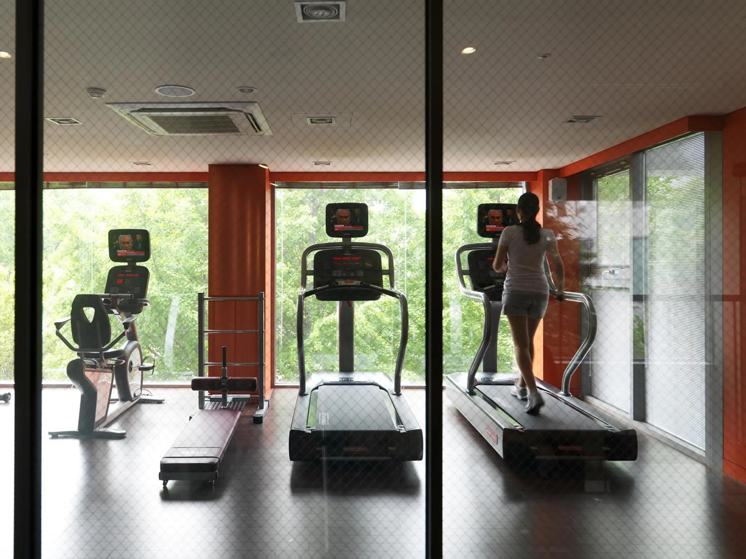 Fitness centre/facilities in La Casa Hotel Seoul