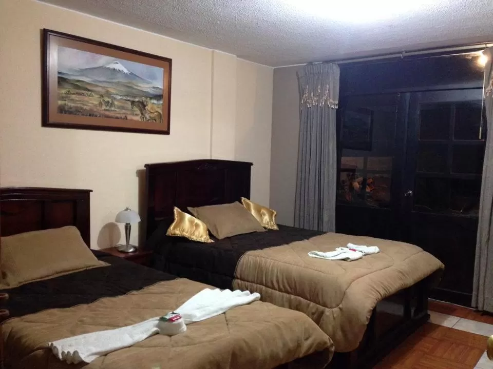 Bed in Hostal Jora Continental